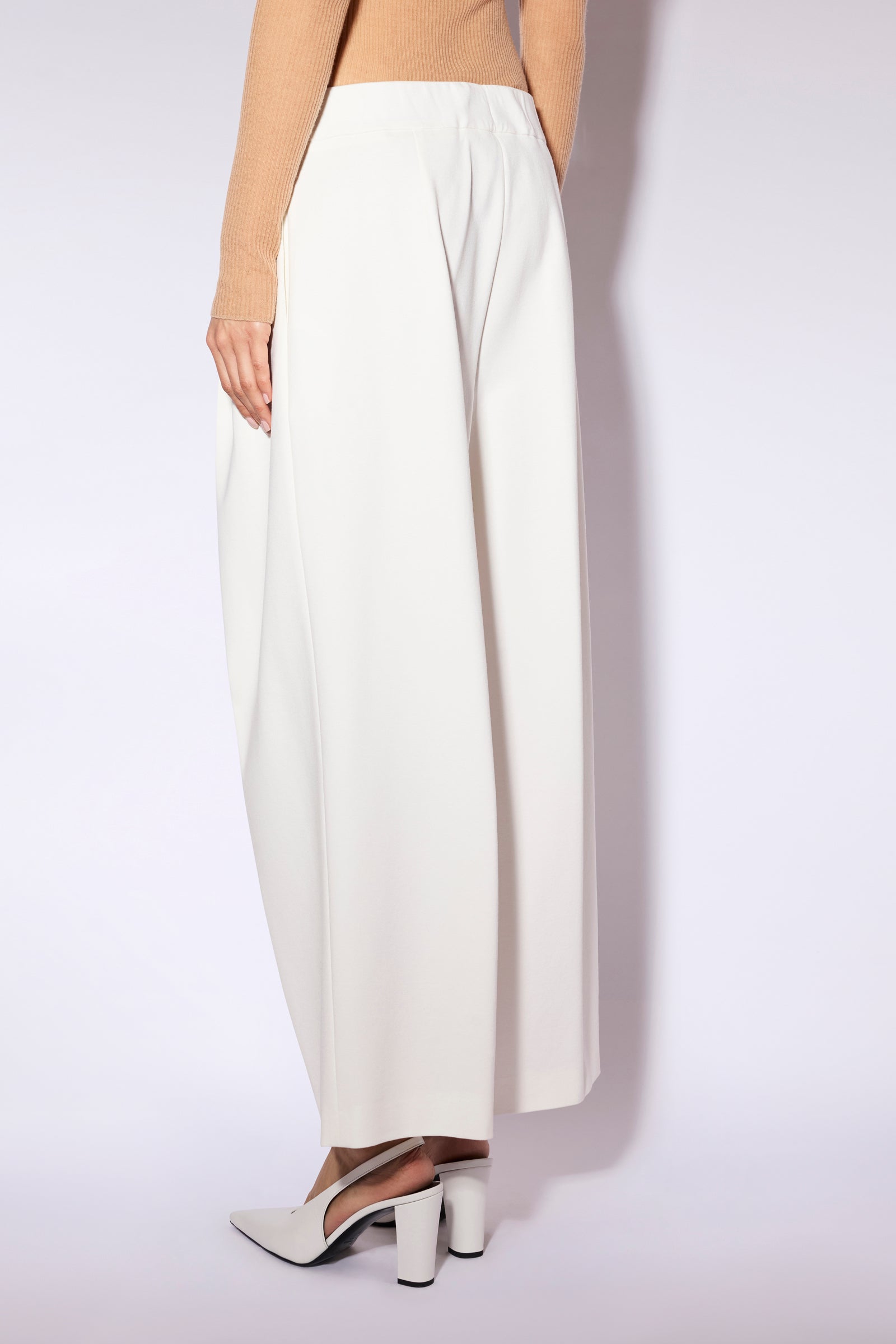 Liviana Conti Pantaloni Maxim pantalon large noir 38-48