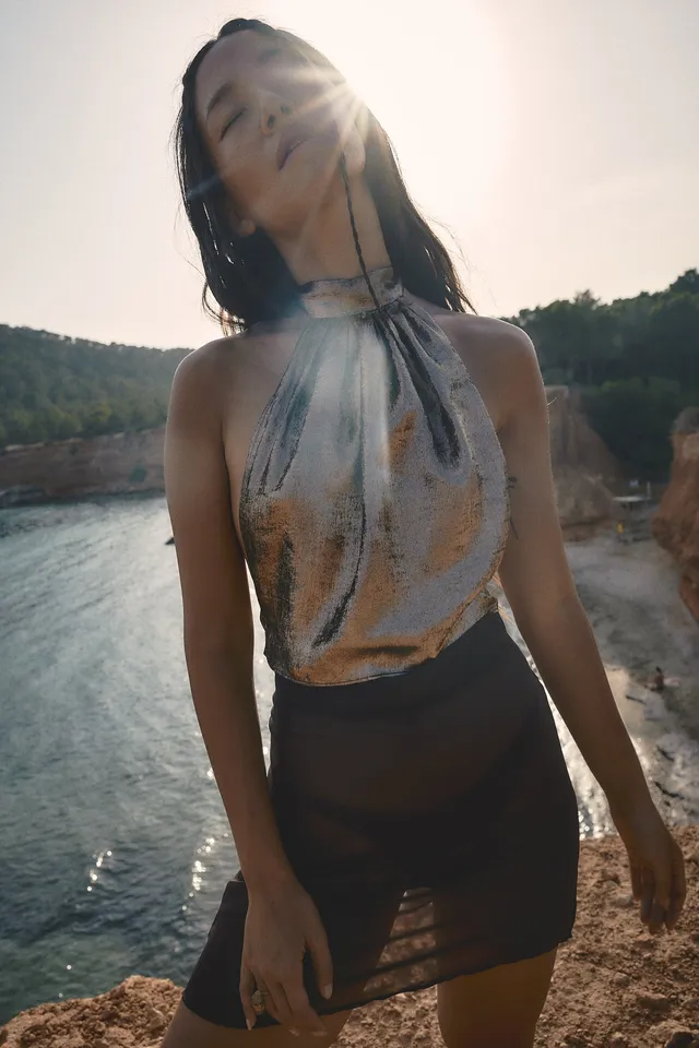 The Ethiquette Solar Zahara top satin lurex brillant
