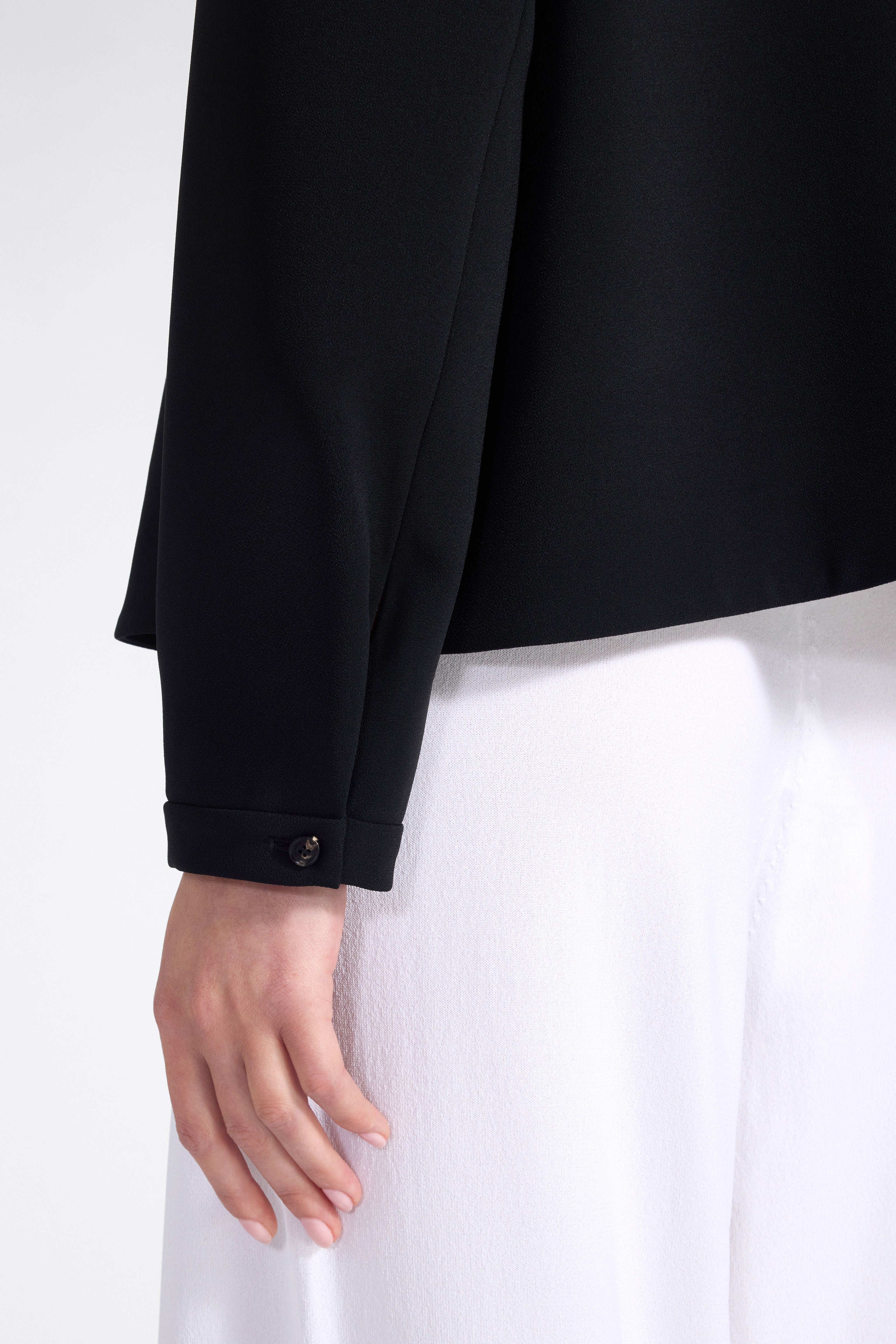 Liviana Conti Vincent blazer noir monopetto cadi
