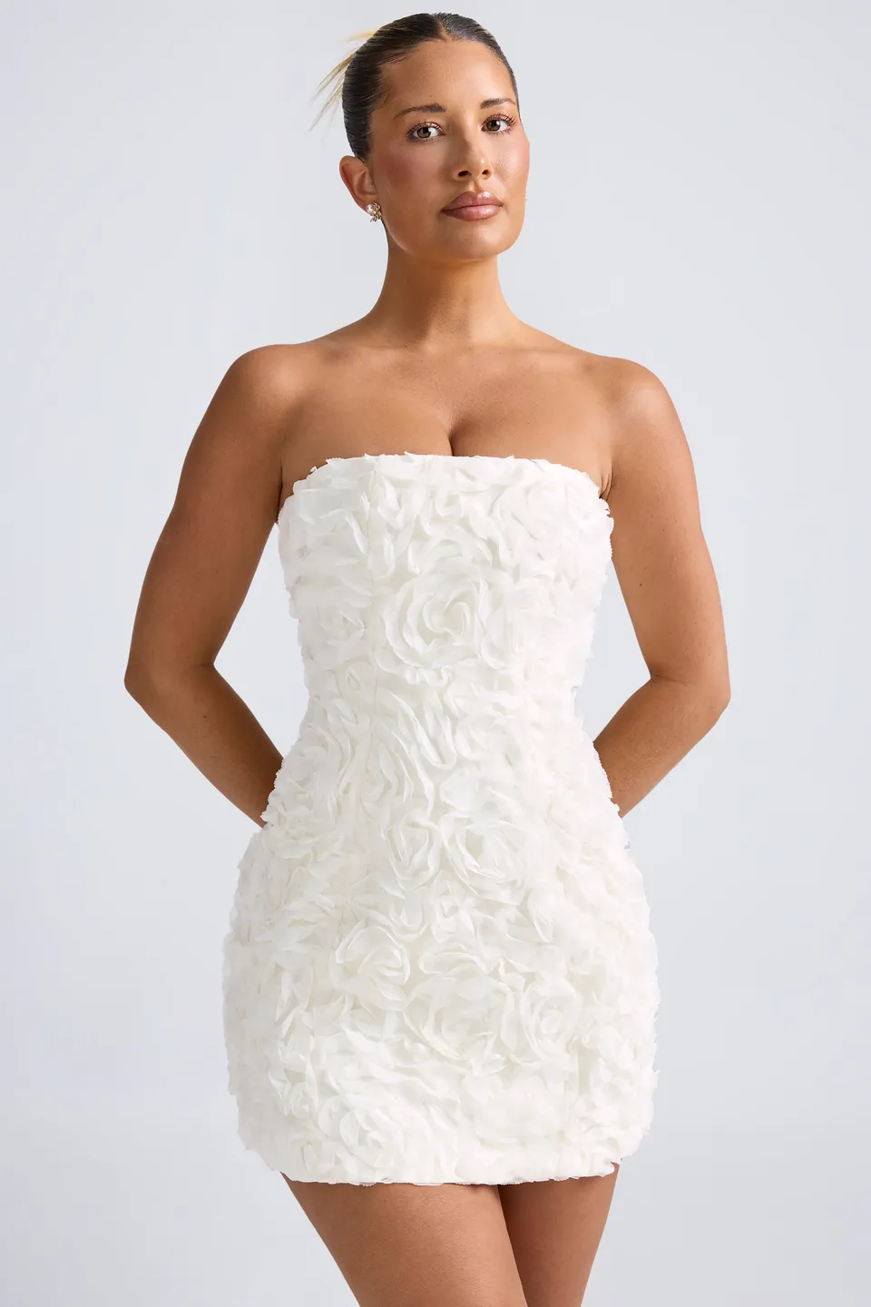 Oh Polly Azaelea robe mini bustier blanche satin fleurs