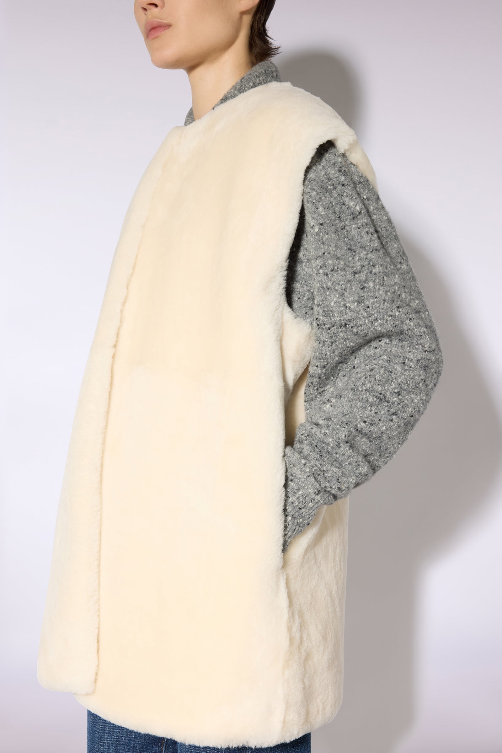 Liviana Conti Verlain gilet tailleur sans manches naturel