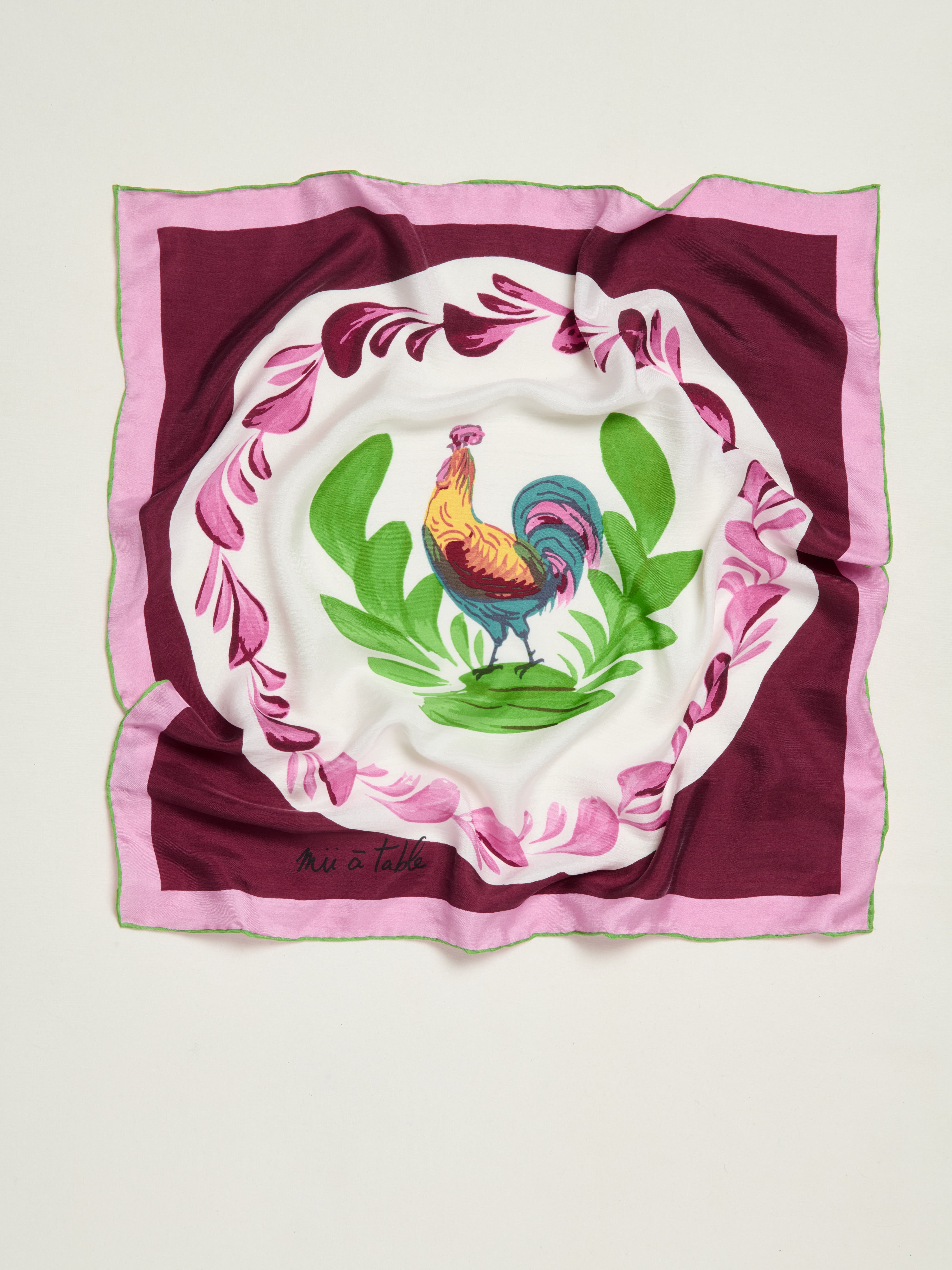 Mii à table Carré Soie 65 carré soie Assiette Coq 65x65