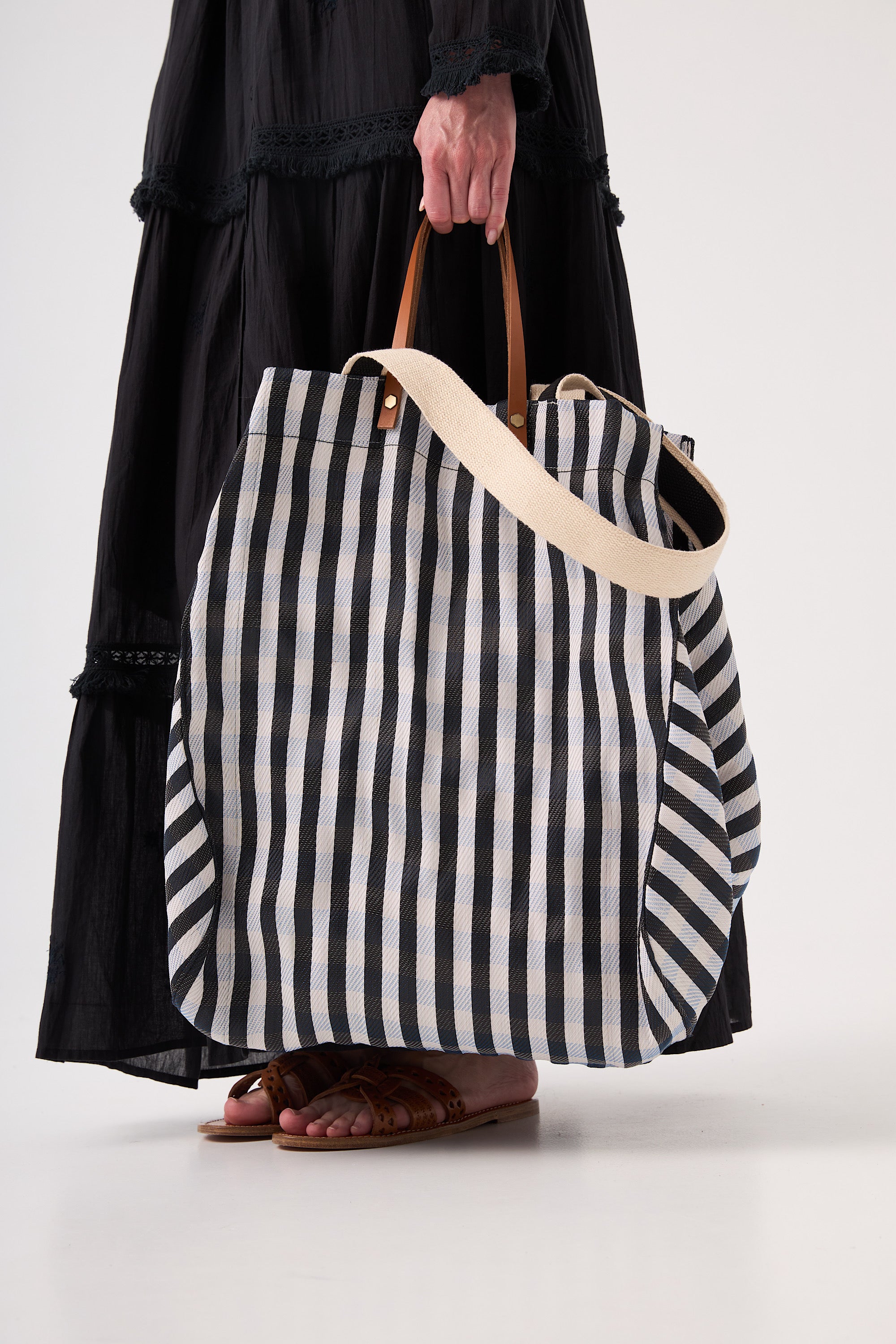 Chicosoleil Aya grand sac cabas rayures noir blanc oversize