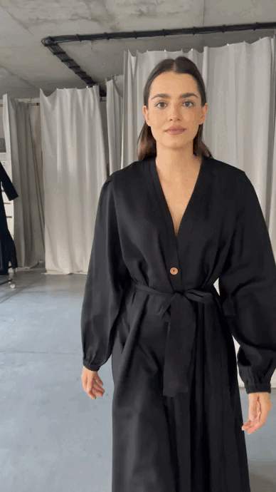 Chicosoleil Diana Wool robe laine noire croisée