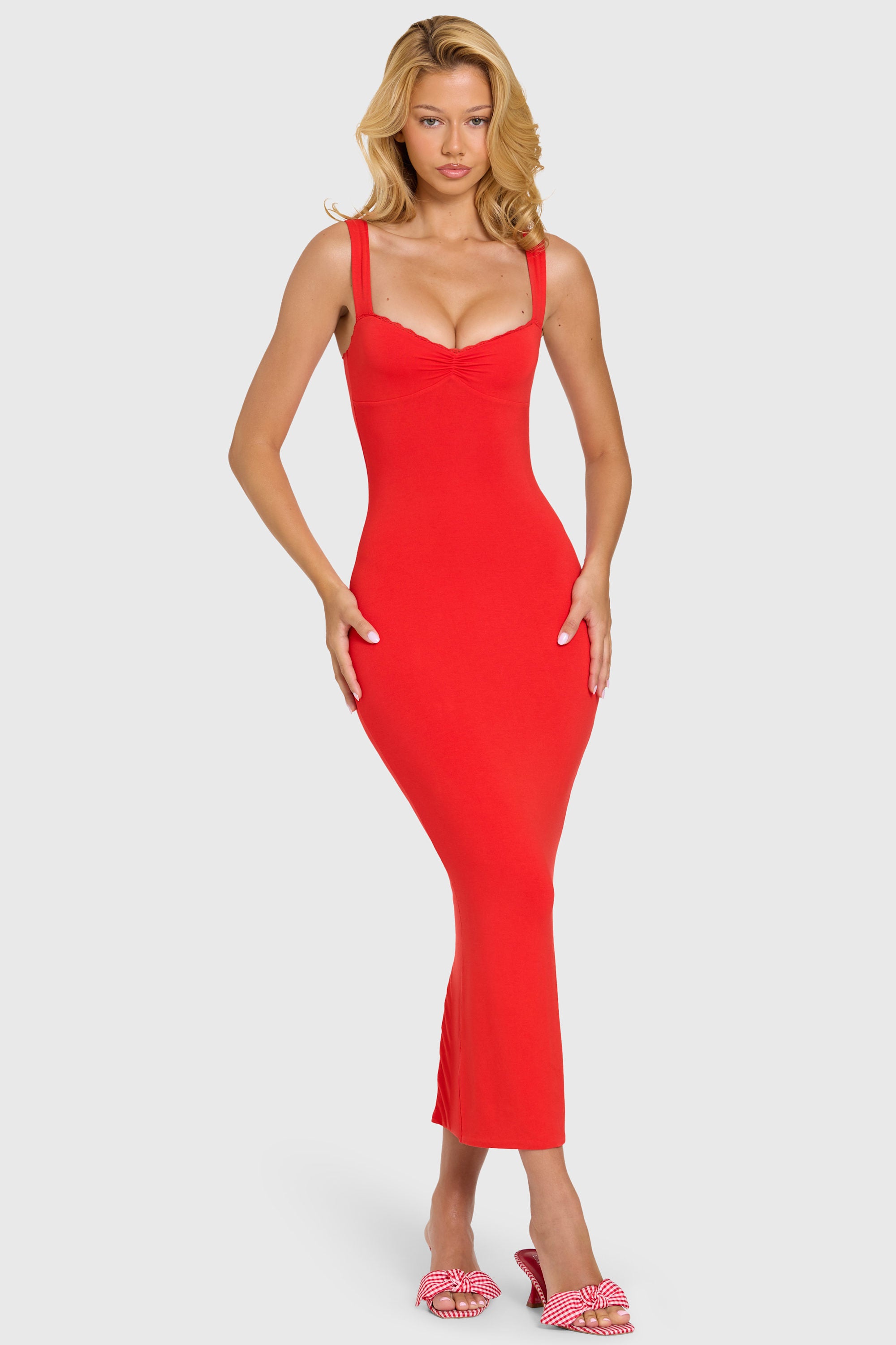 Oh Polly Lorie robe midaxi cerise modal dentelle