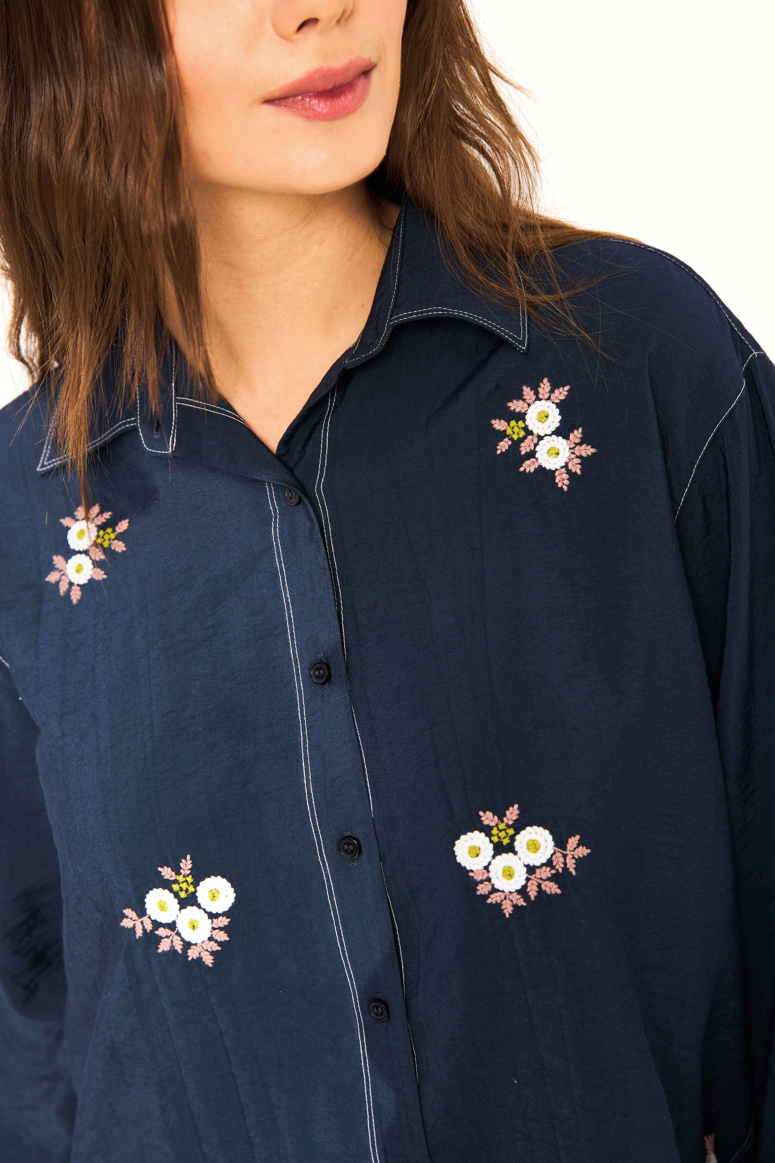 Chicosoleil Sally chemise viscose bleu indigo brodée