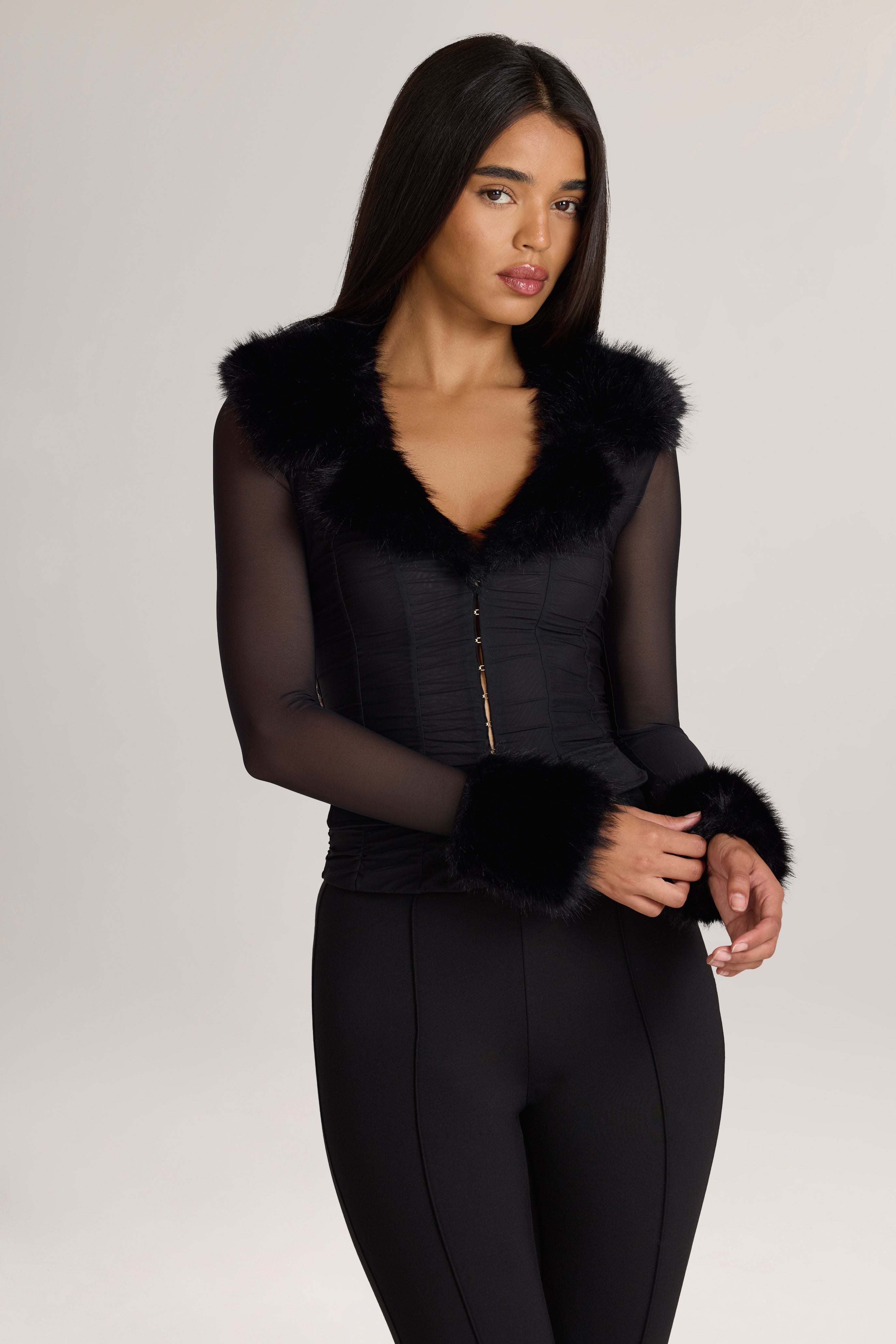 Oh Polly Norrie veste manches longues noire fausse fourrure