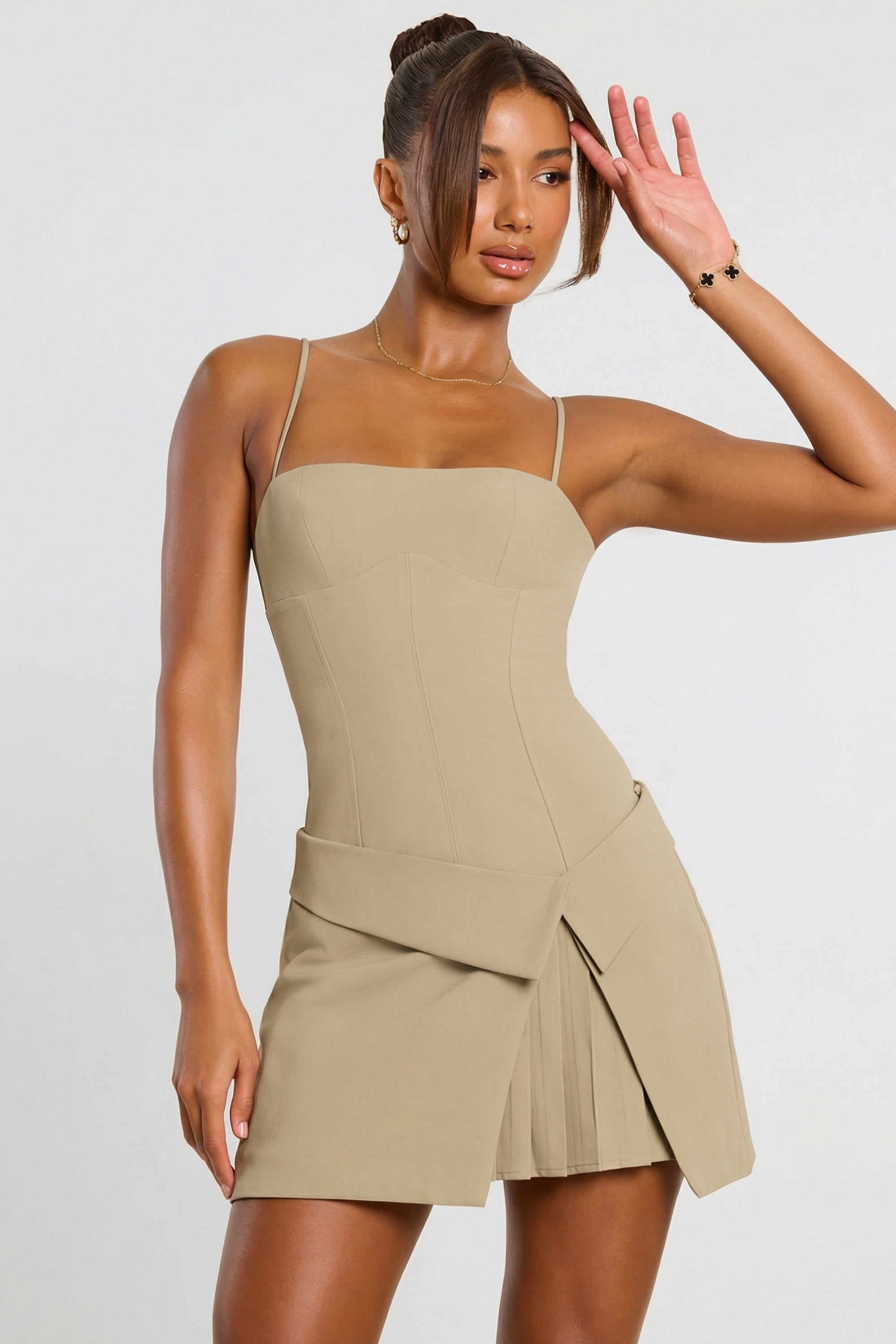 Oh Polly Bruna Mini Robe Taupe - Robe Portefeuille Plissée Twill