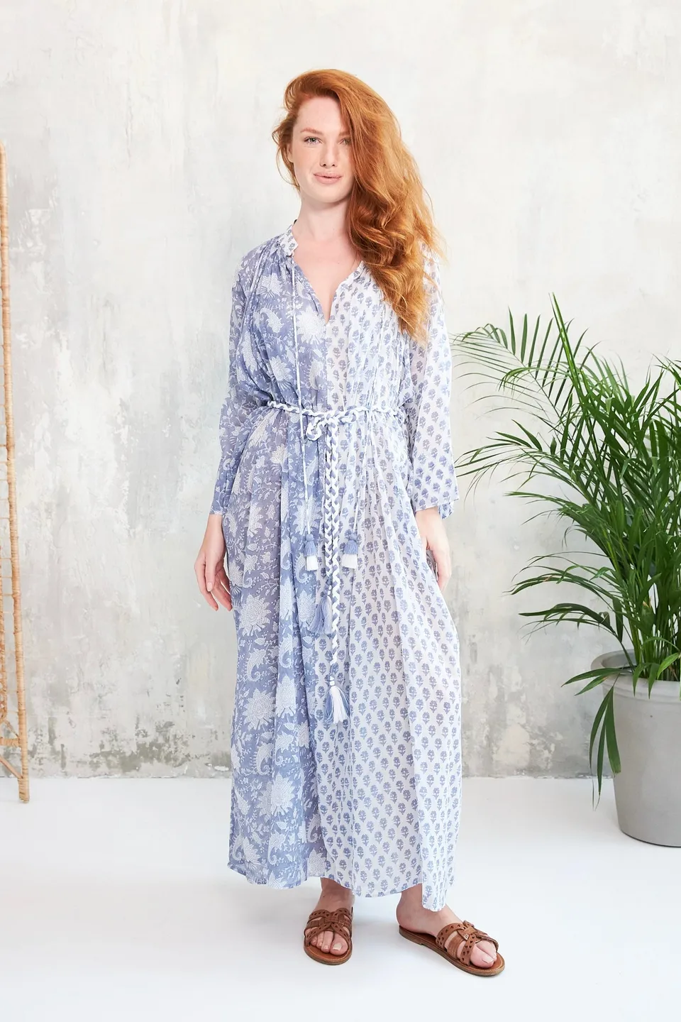 Chicosoleil Pallavi robe longue bleue fleurie voile coton