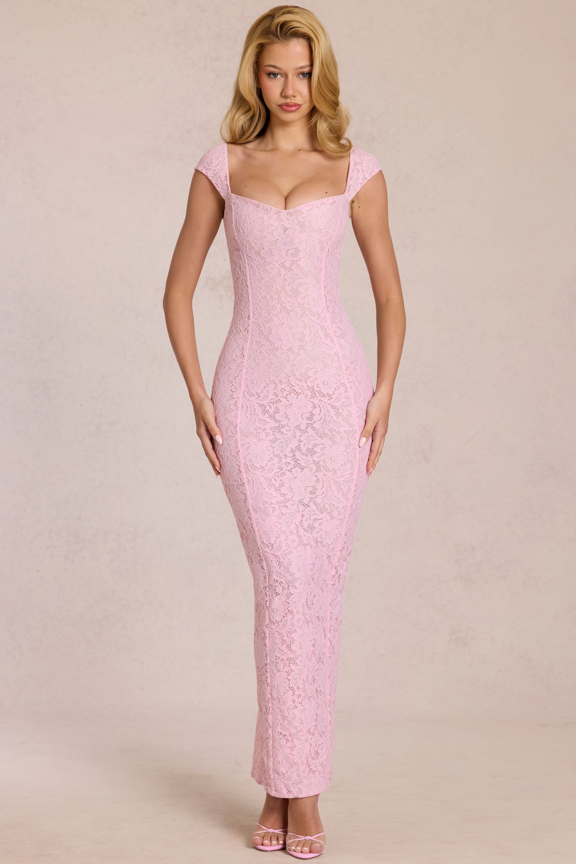 Oh Polly 15919 robe longue dentelle rose moulante