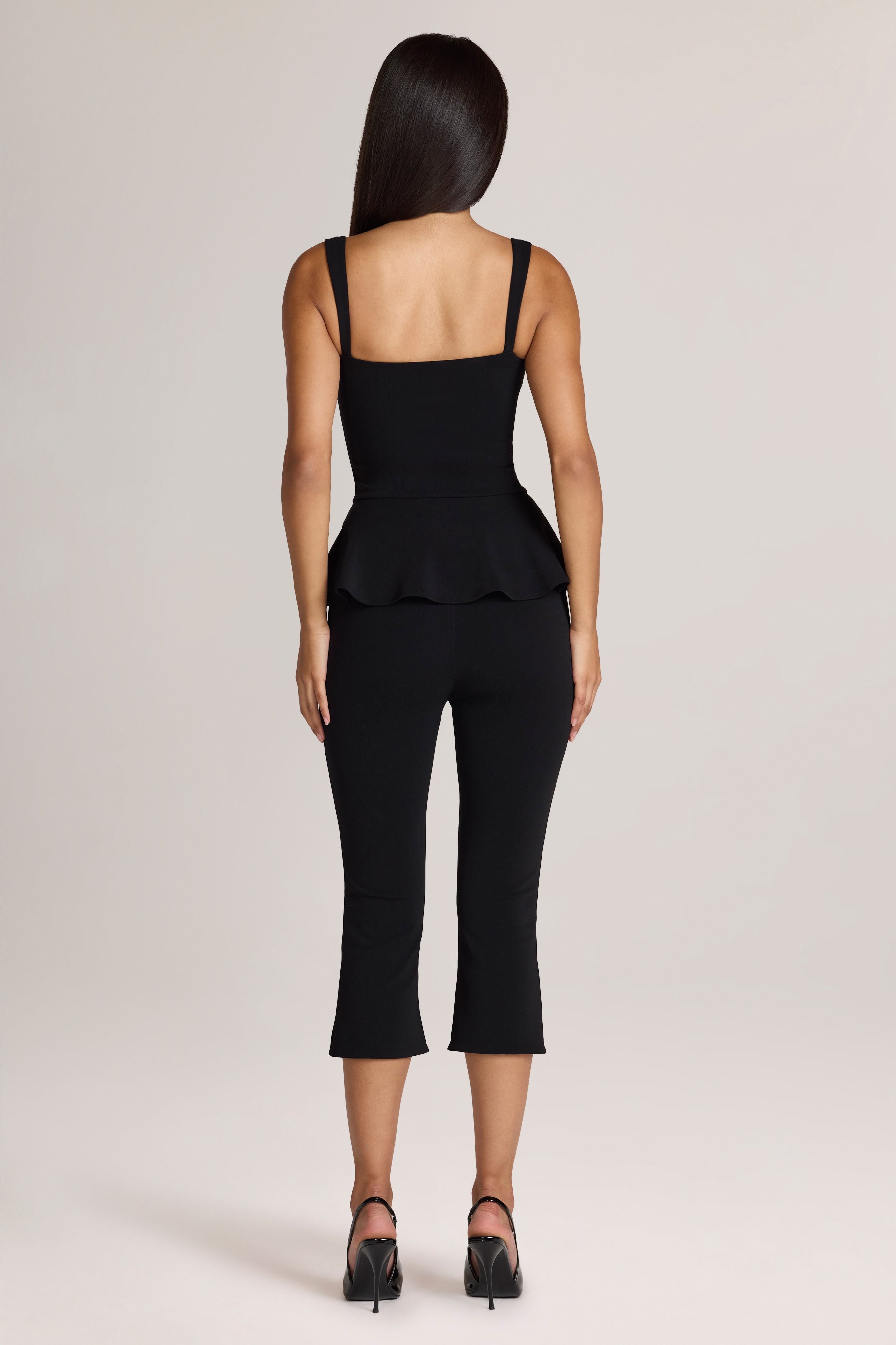 Oh Polly Geona Ponte Pantalon capri noir micro-évasé