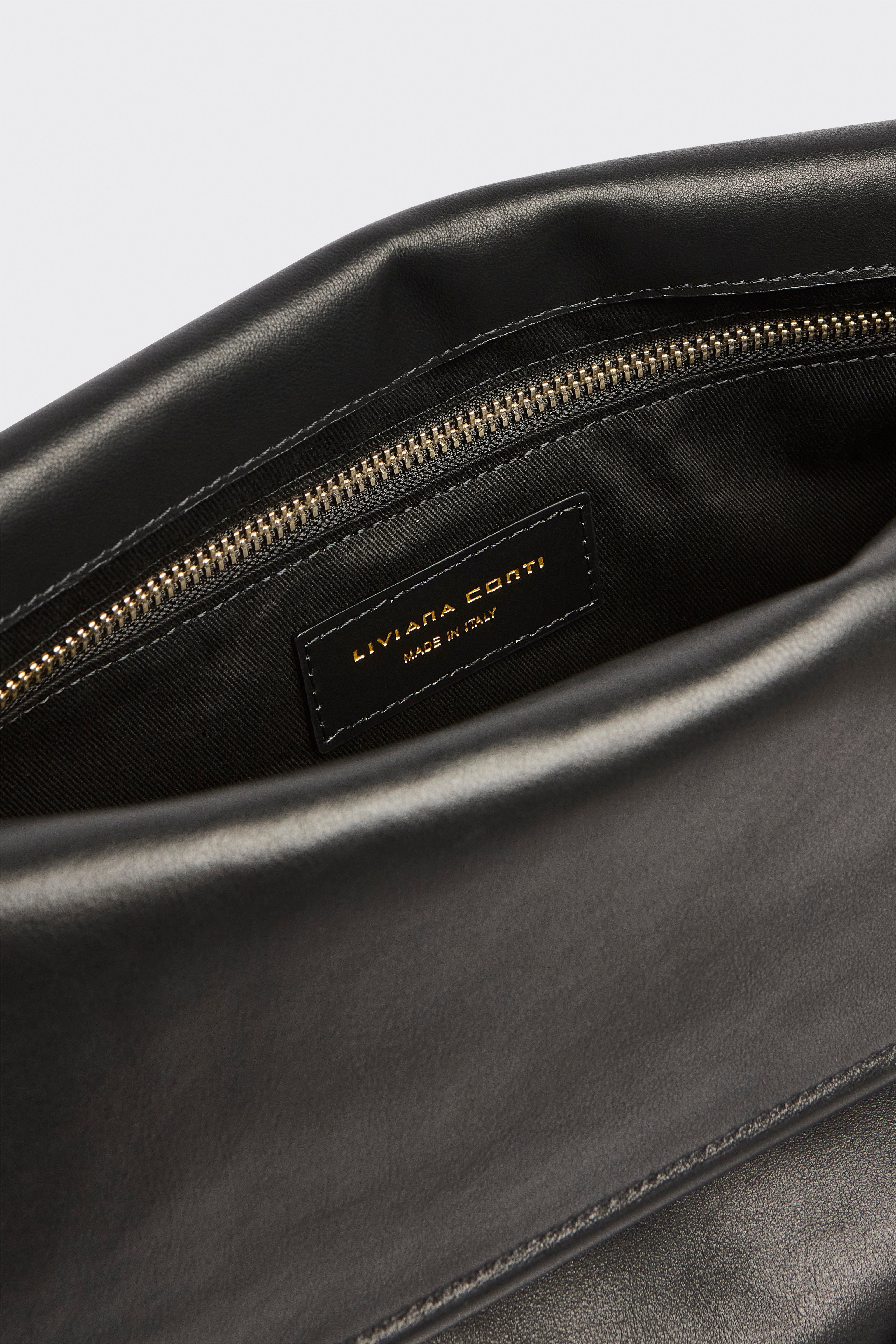 Liviana Conti Leonie maxi pochette noire cuir