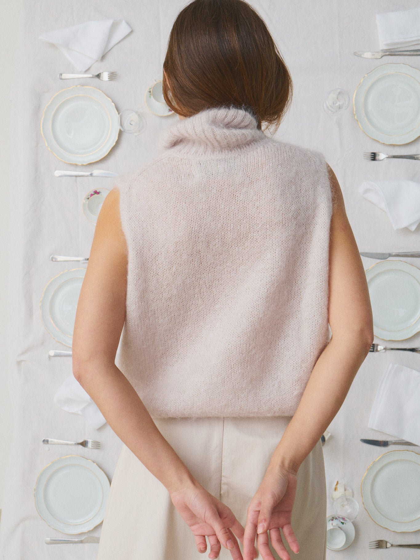 Mii à table Loise pull mohair soie sans manche