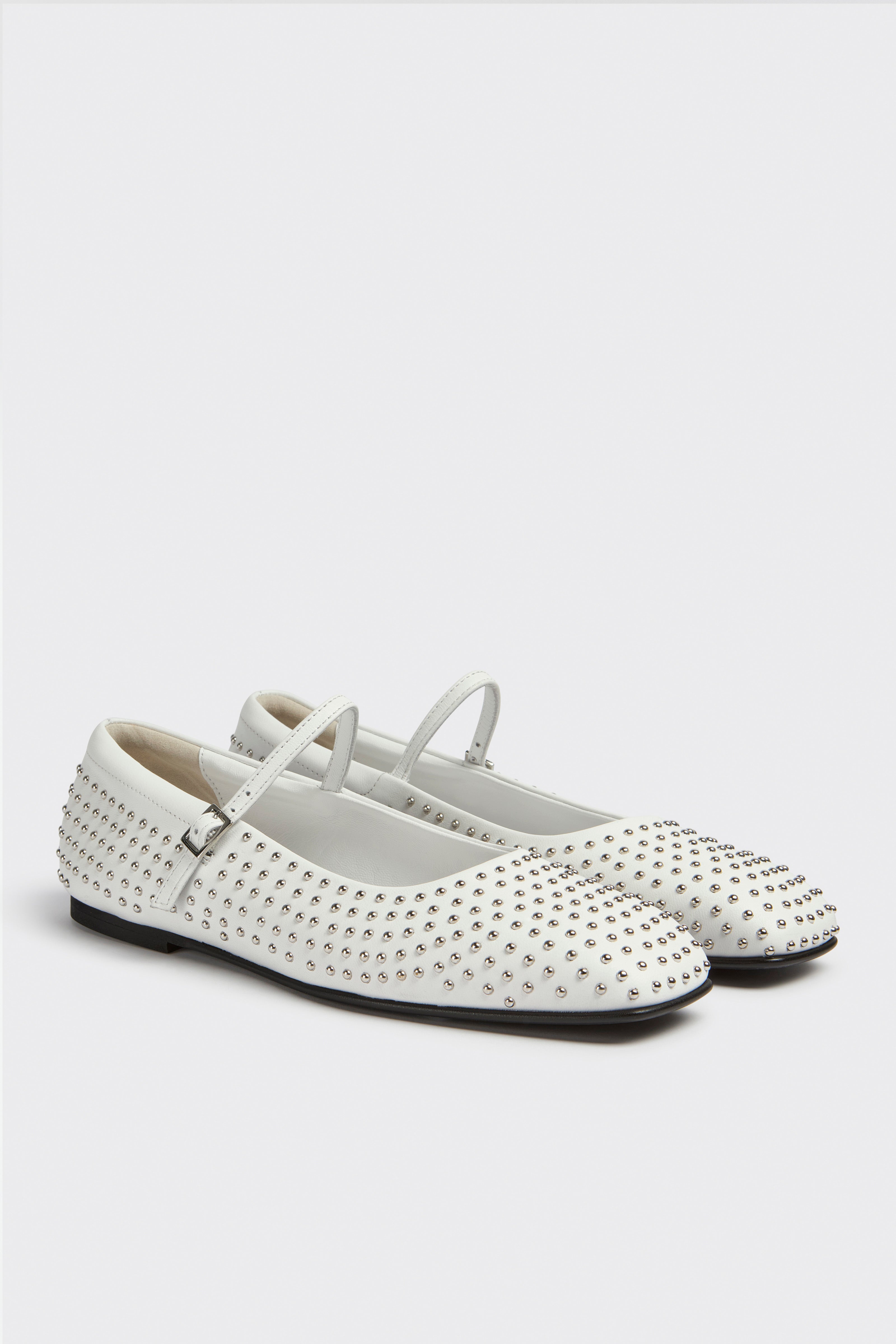 Liviana Conti Maya ballerine cuir blanc taille 38 cloutée