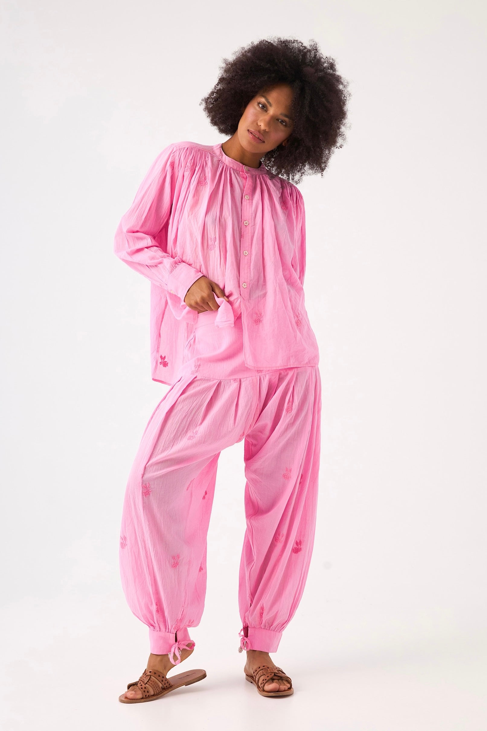 Chicosoleil Scheherazade chemise rose coton brodée