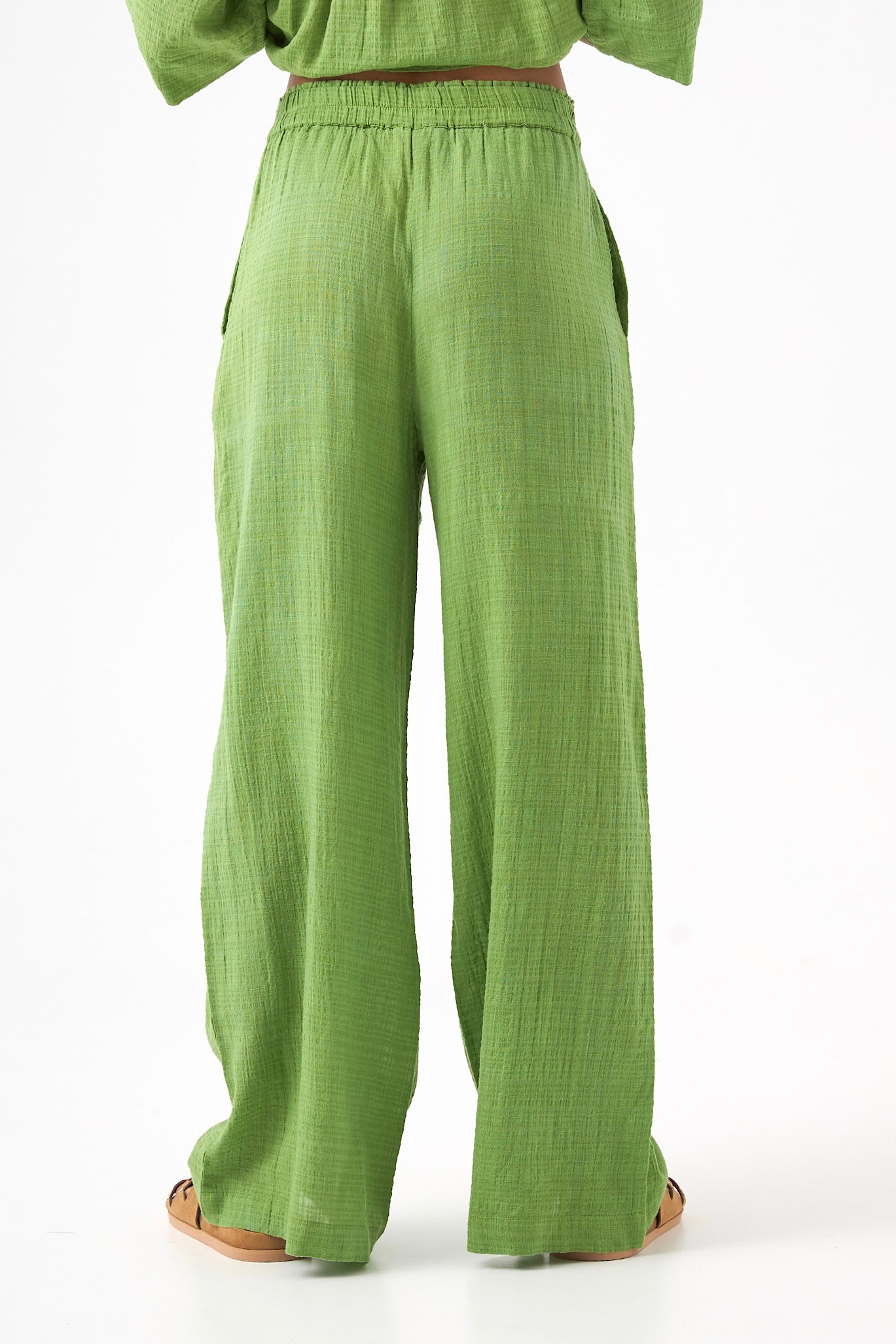 Chicosoleil Pantalons Curtis pantalon vert coton viscose