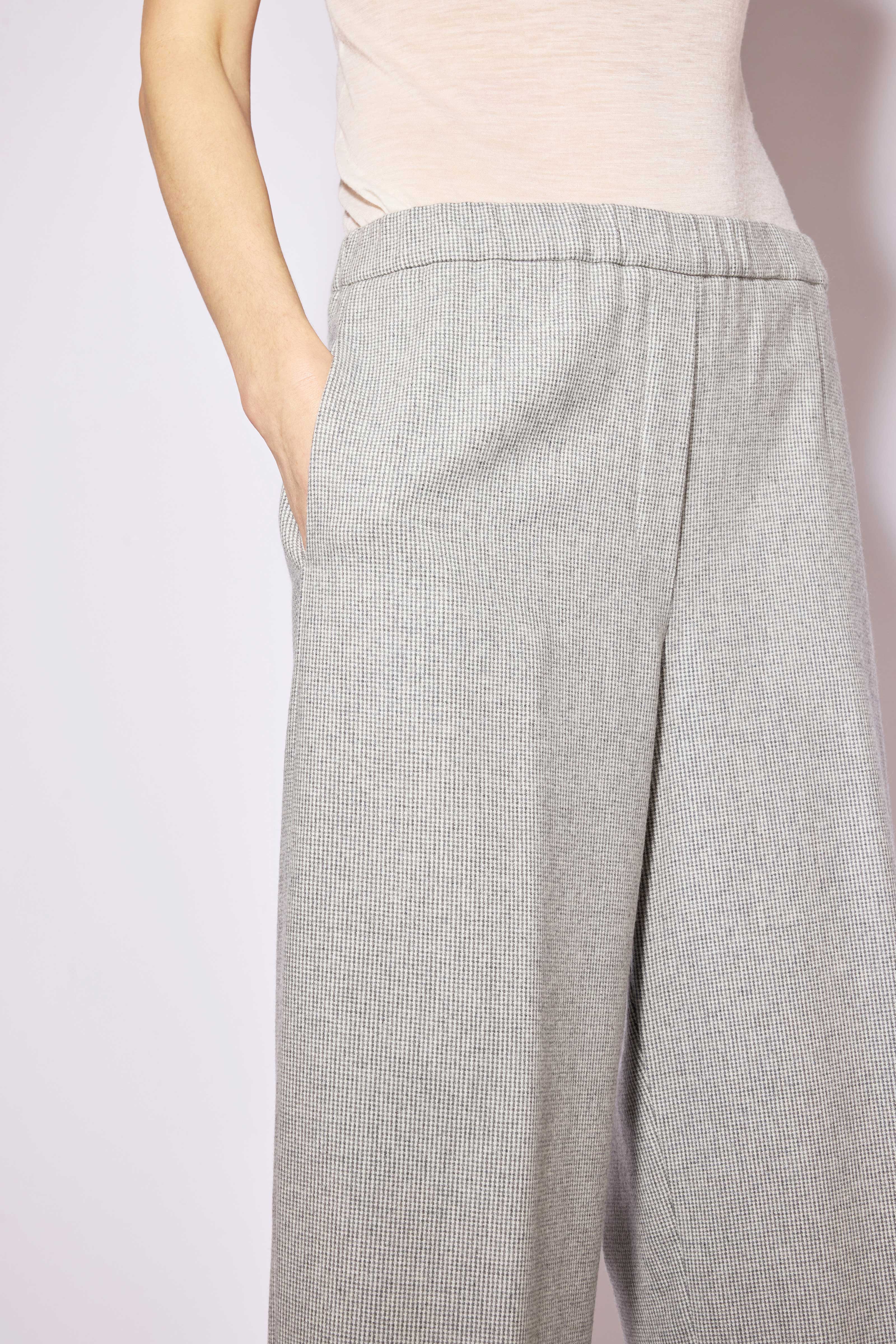 Liviana Conti Alfred pantalon cropped cachemire gris