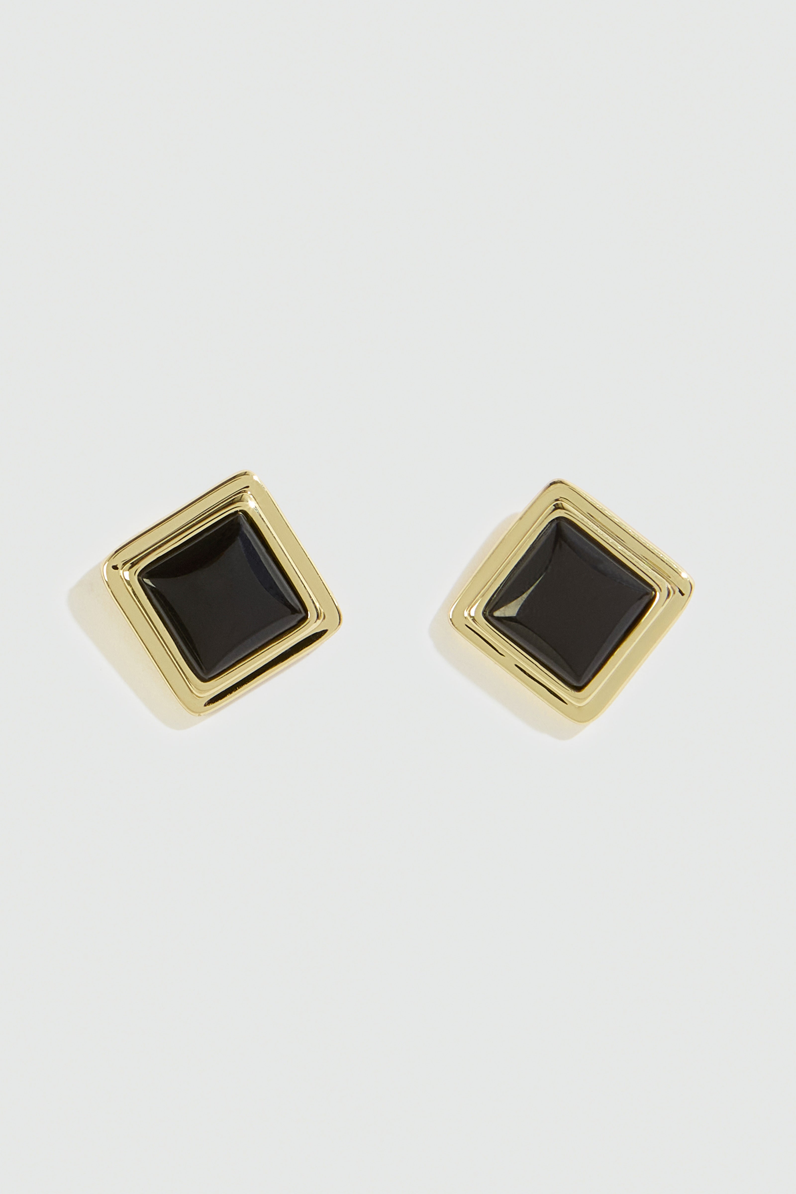 Liviana Conti Veda boucles d'oreilles or cabochon noir