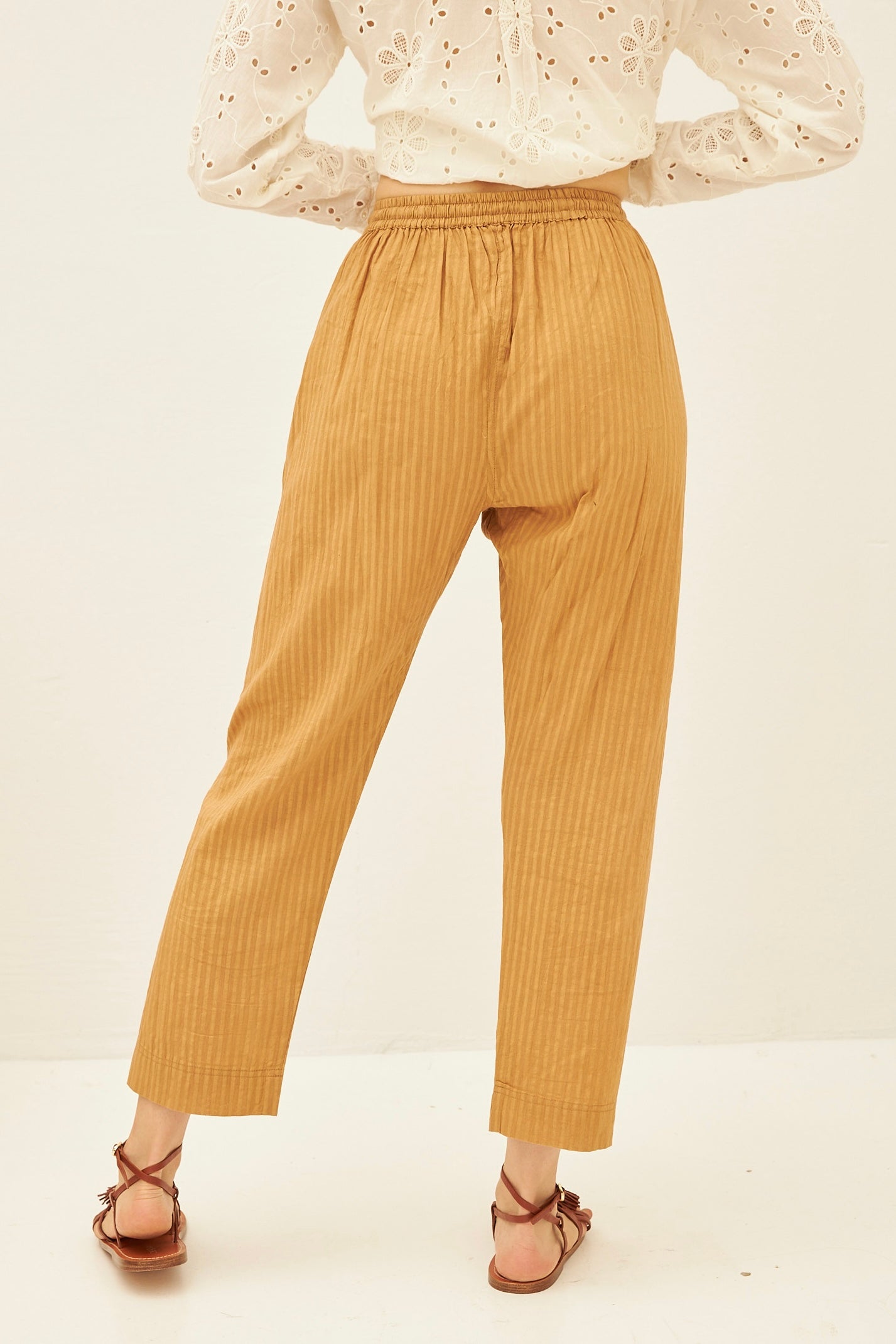 Chicosoleil Bonao pantalon coton beige poches