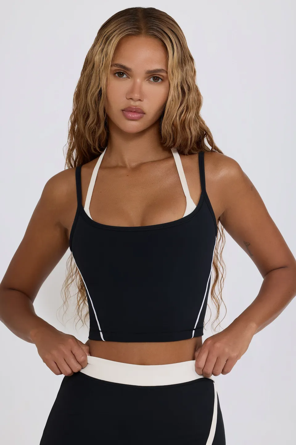 Bo+Tee BT1658 Débardeur Sport Crop Noir Stretch
