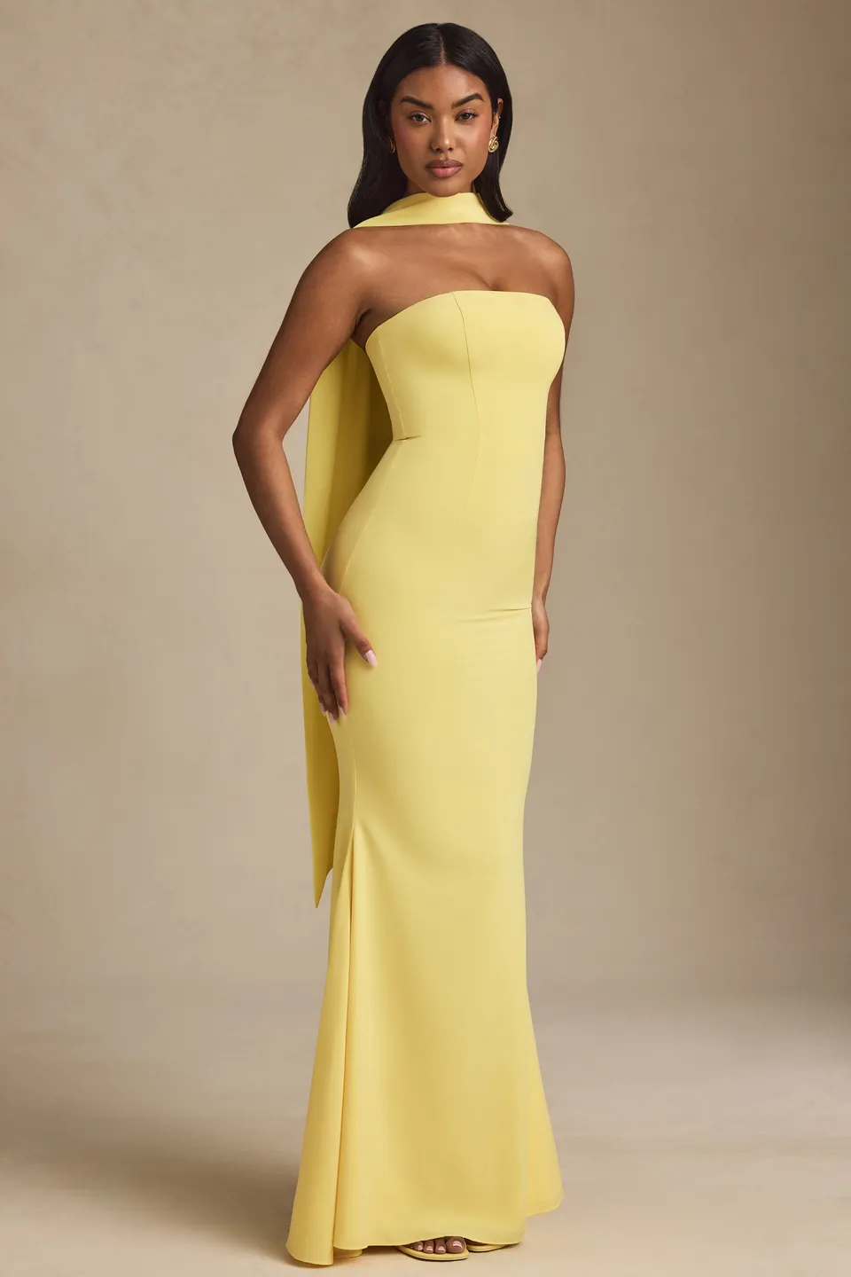 Oh Polly Imogene robe longue bustier jaune pastel foulard