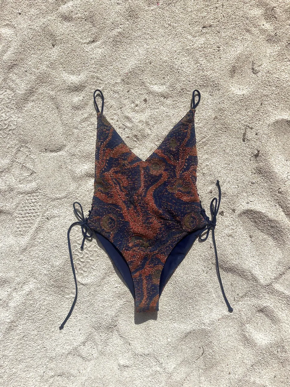 The Ethiquette Constellation maillot une pièce pailleté