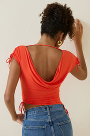Oh Polly 11547 crop top rouge asymétrique dos drapé