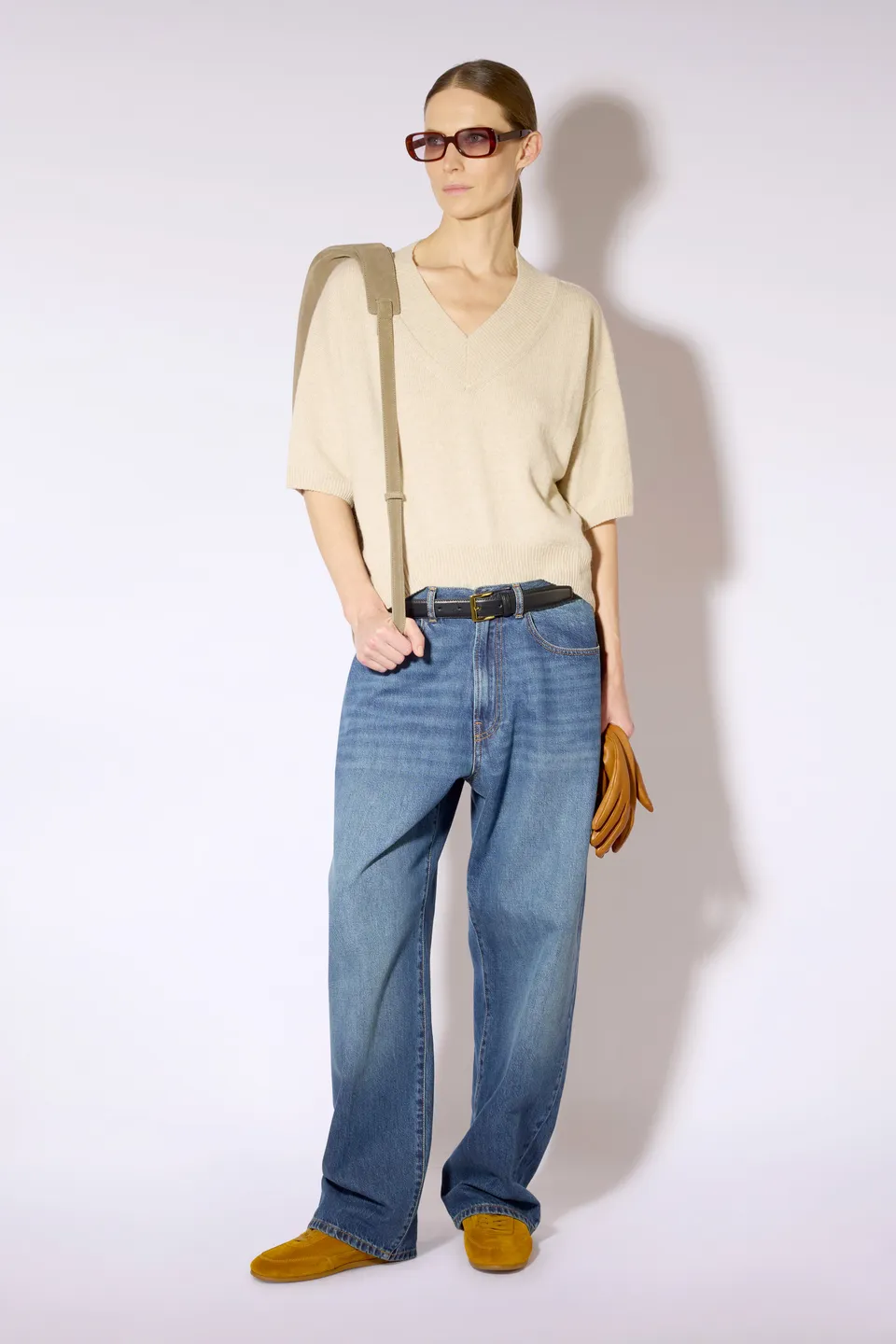 Liviana Conti Enola F6WC55 pull col V cachemire beige