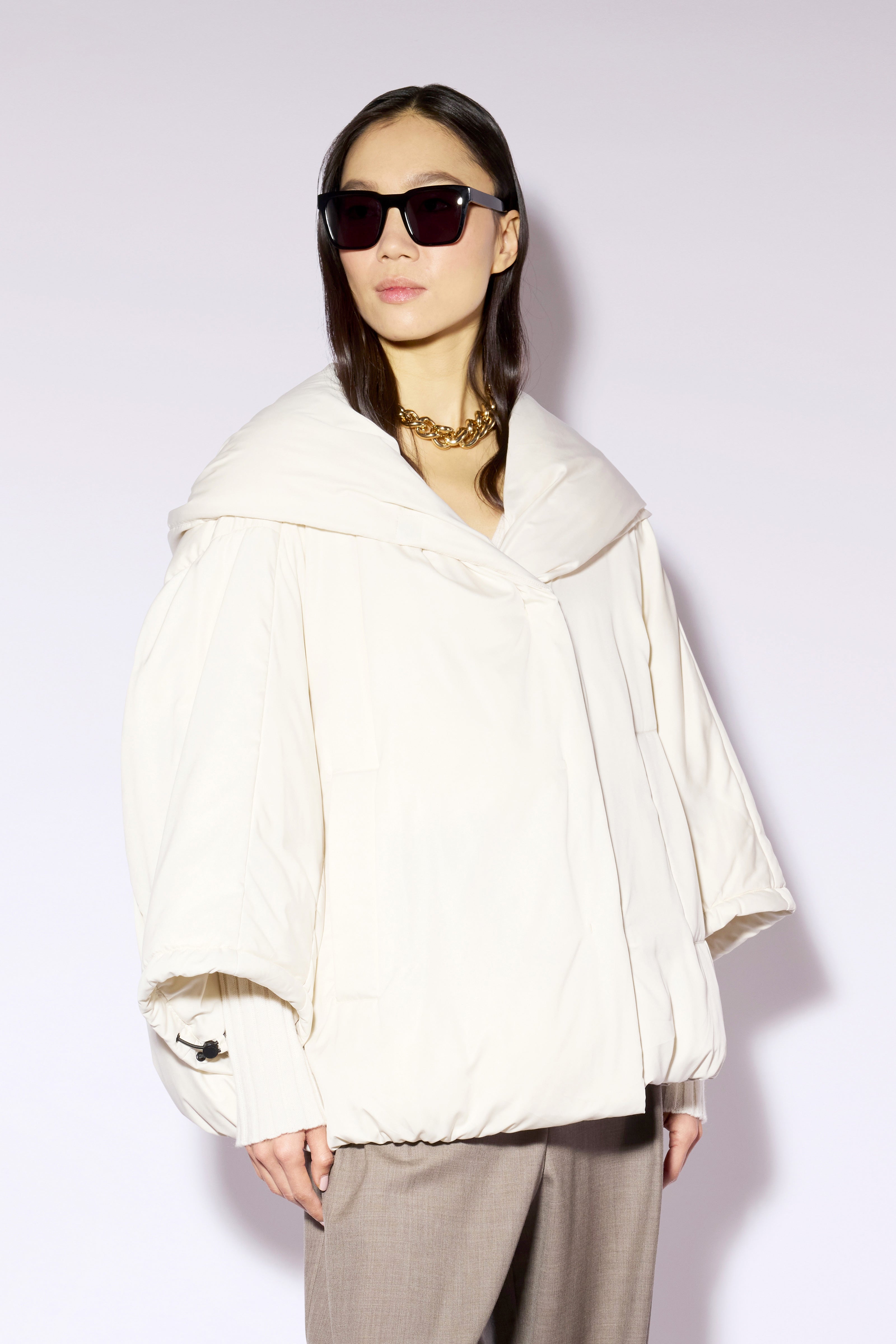 Liviana Conti Peter doudoune cape satin noir taille M