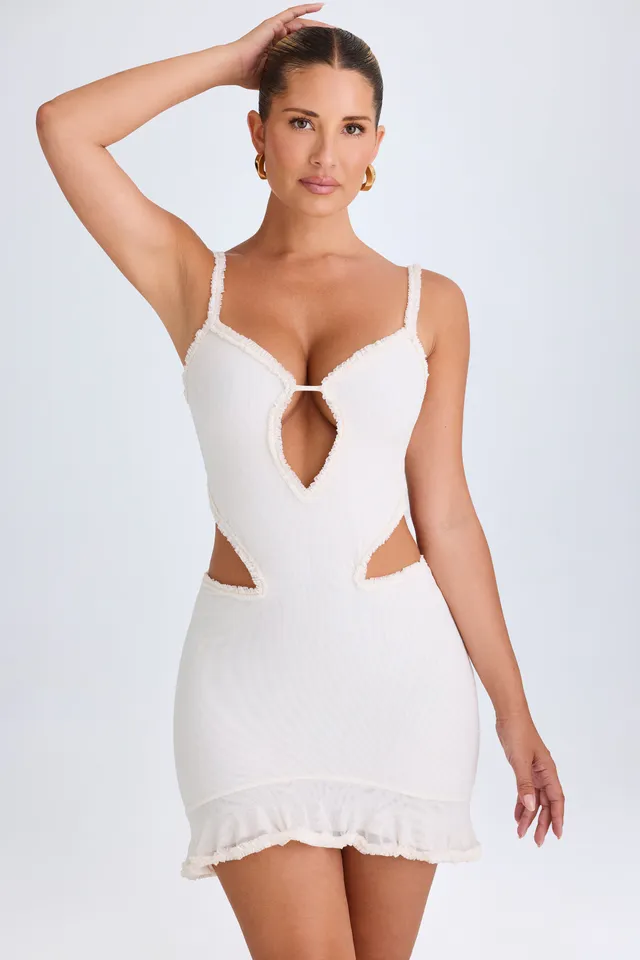 Oh Polly Jovelyn robe mini blanche volants cœur bodycon