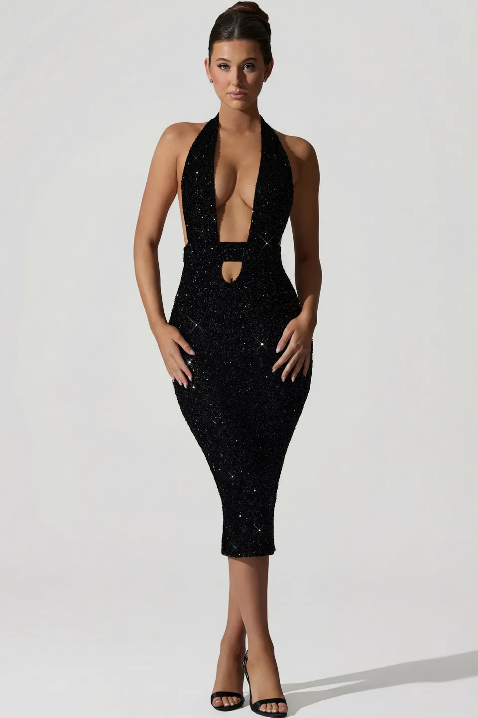 Oh Polly Harlyn midaxi robe noire sequins dos nu
