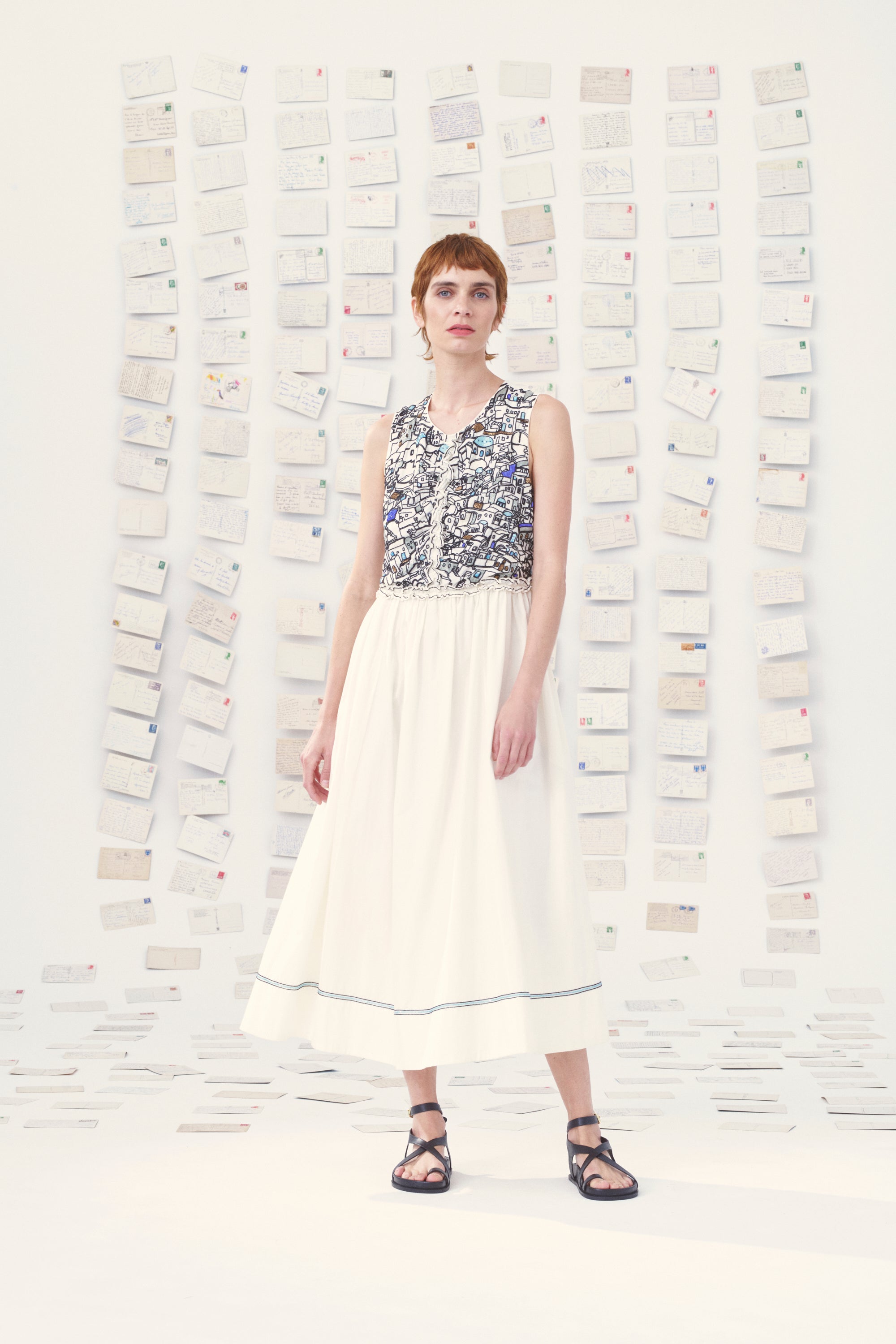 Mii en carte postale Ilana Les Cyclades robe perles verre