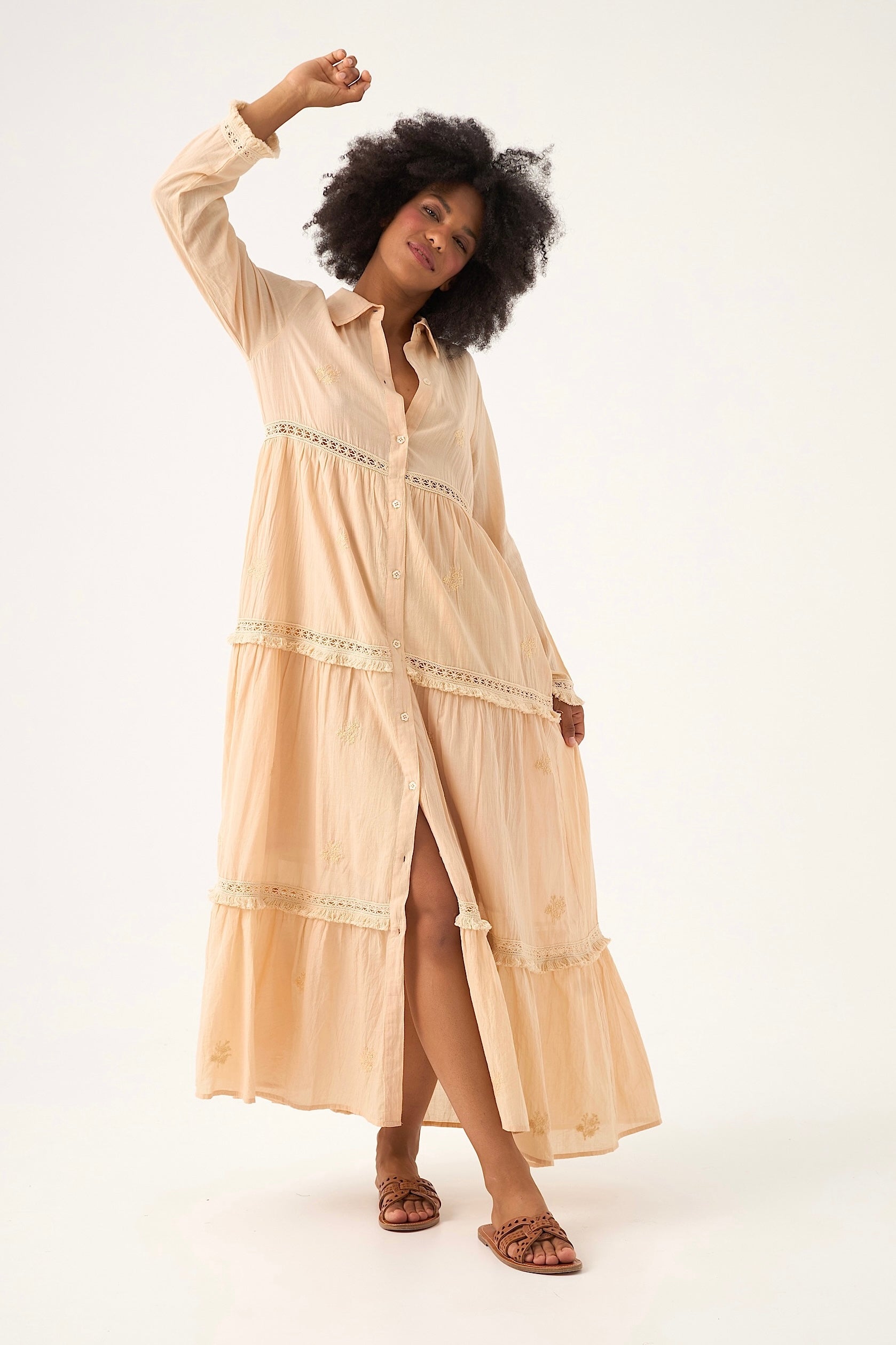 Chicosoleil Selena robe longue beige sève coton brodée