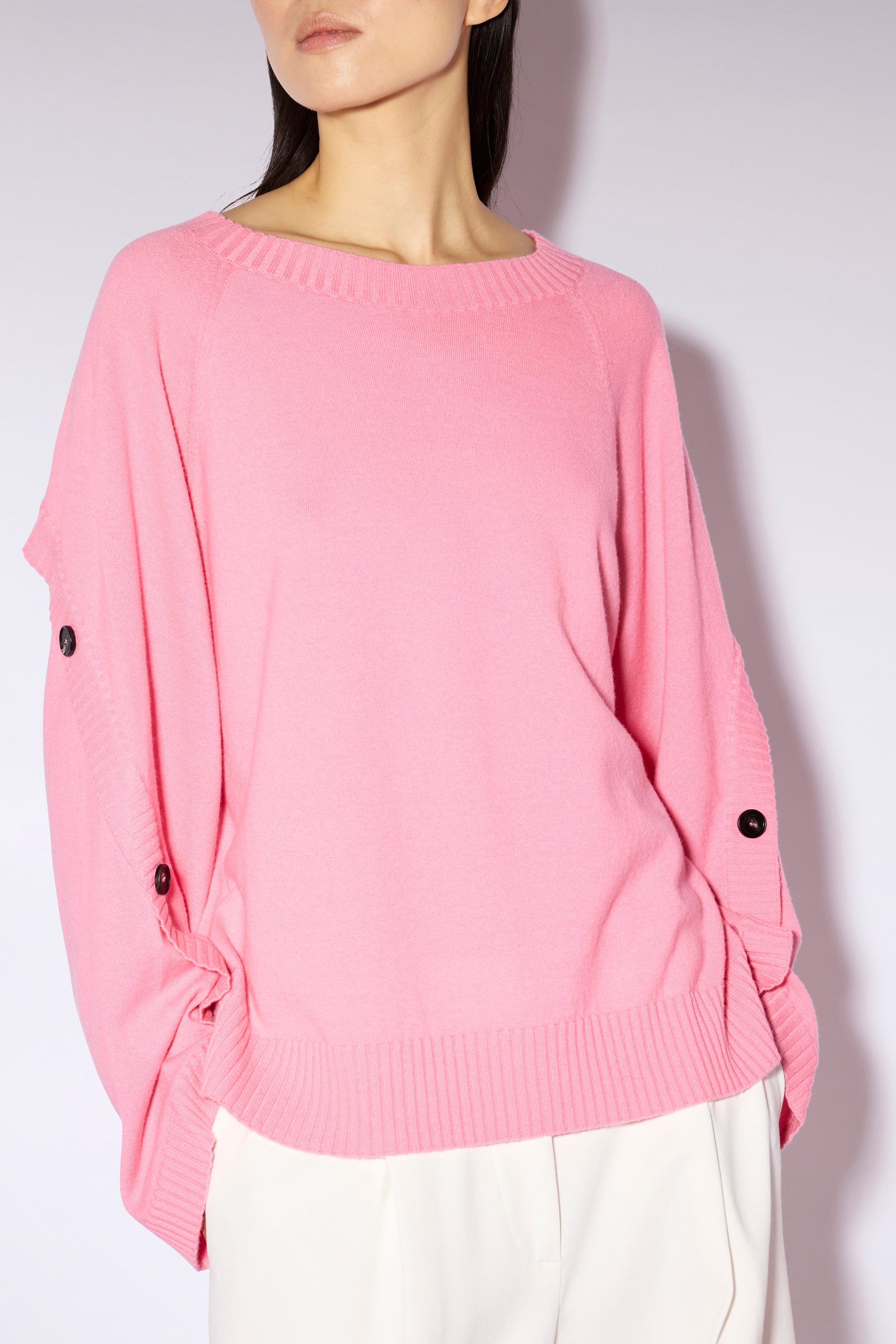 Liviana Conti Vania pull noir laine mérinos oversize