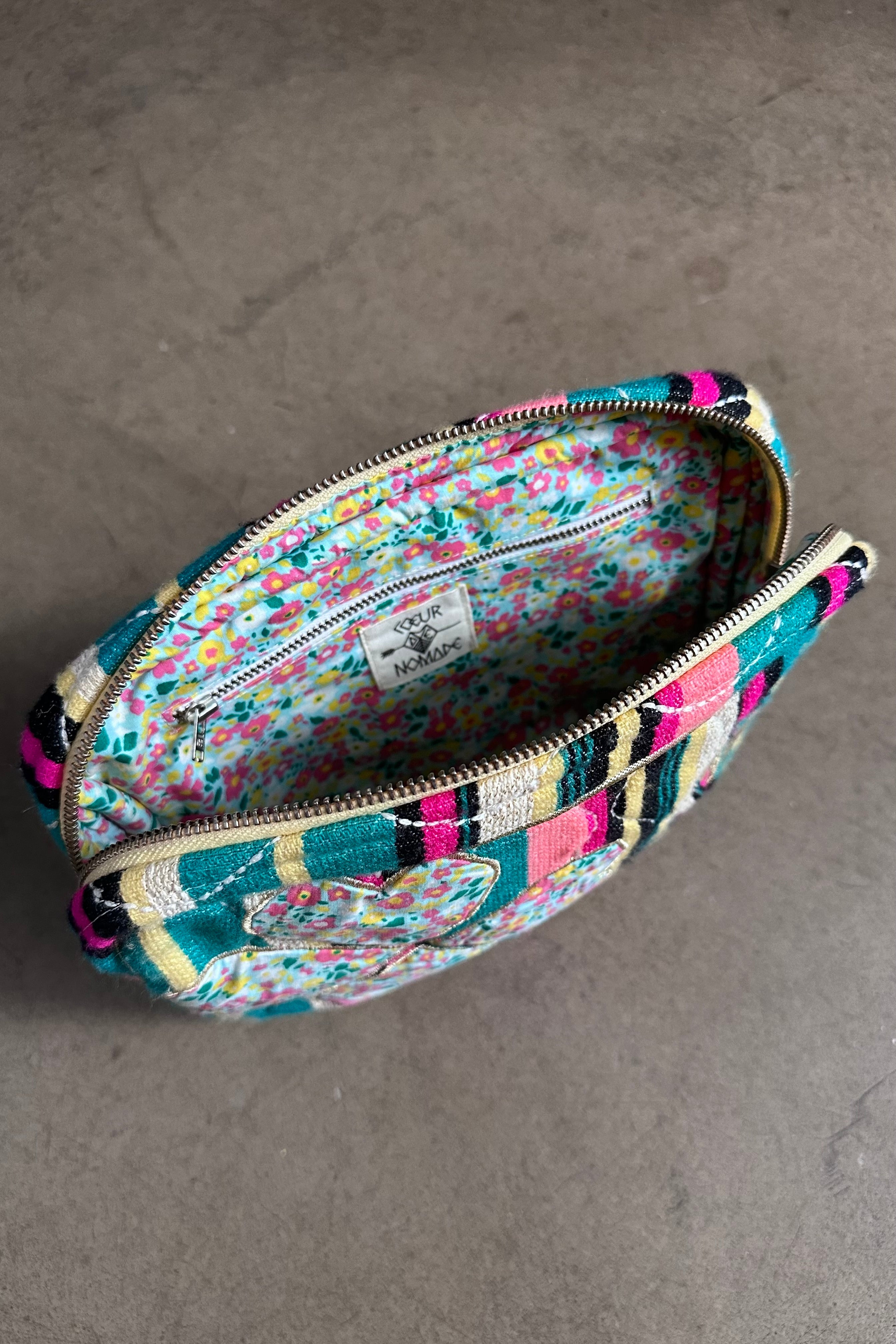 Chicosoleil Nomade pochette verte brodée coton