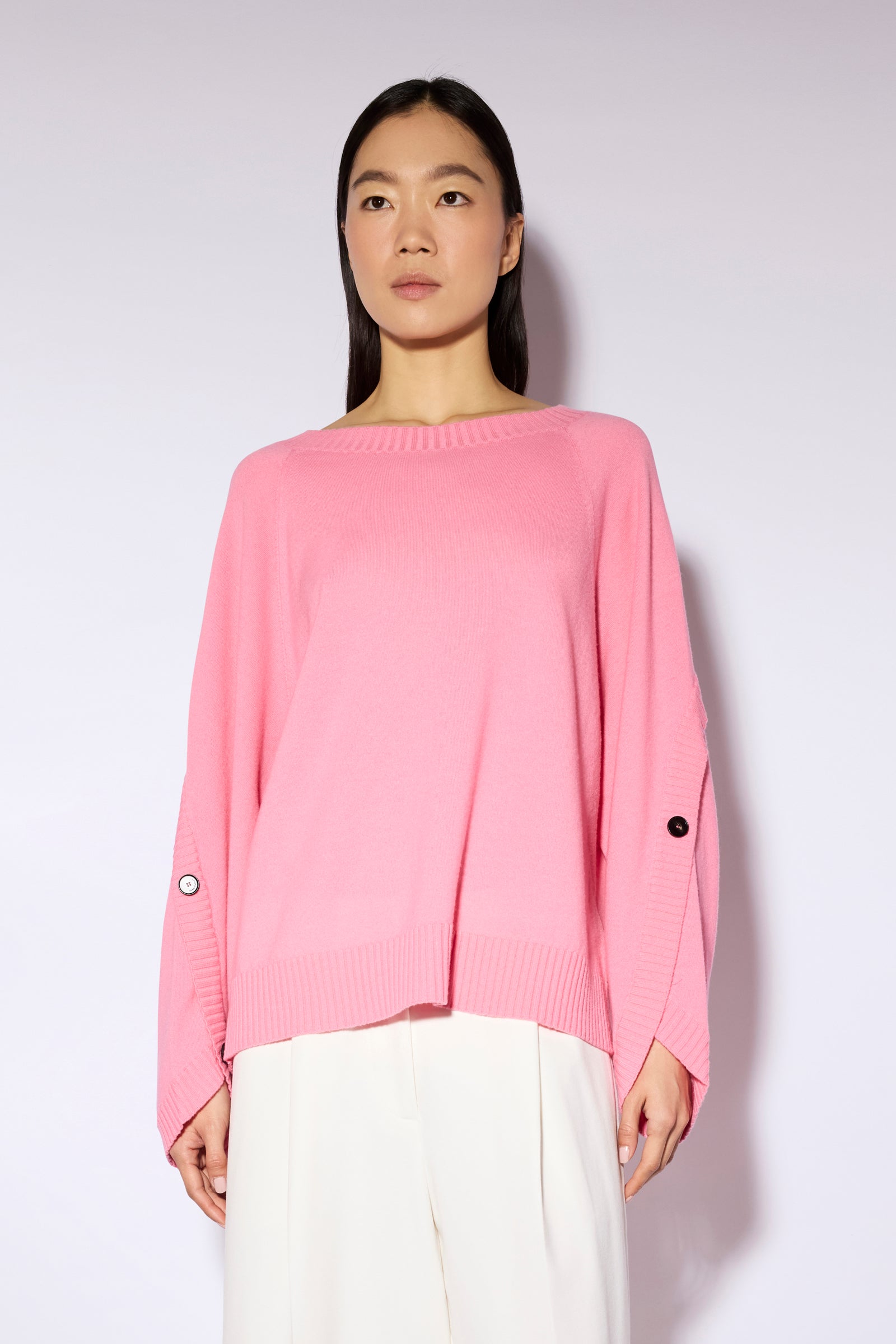 Liviana Conti Vania pull noir laine mérinos oversize