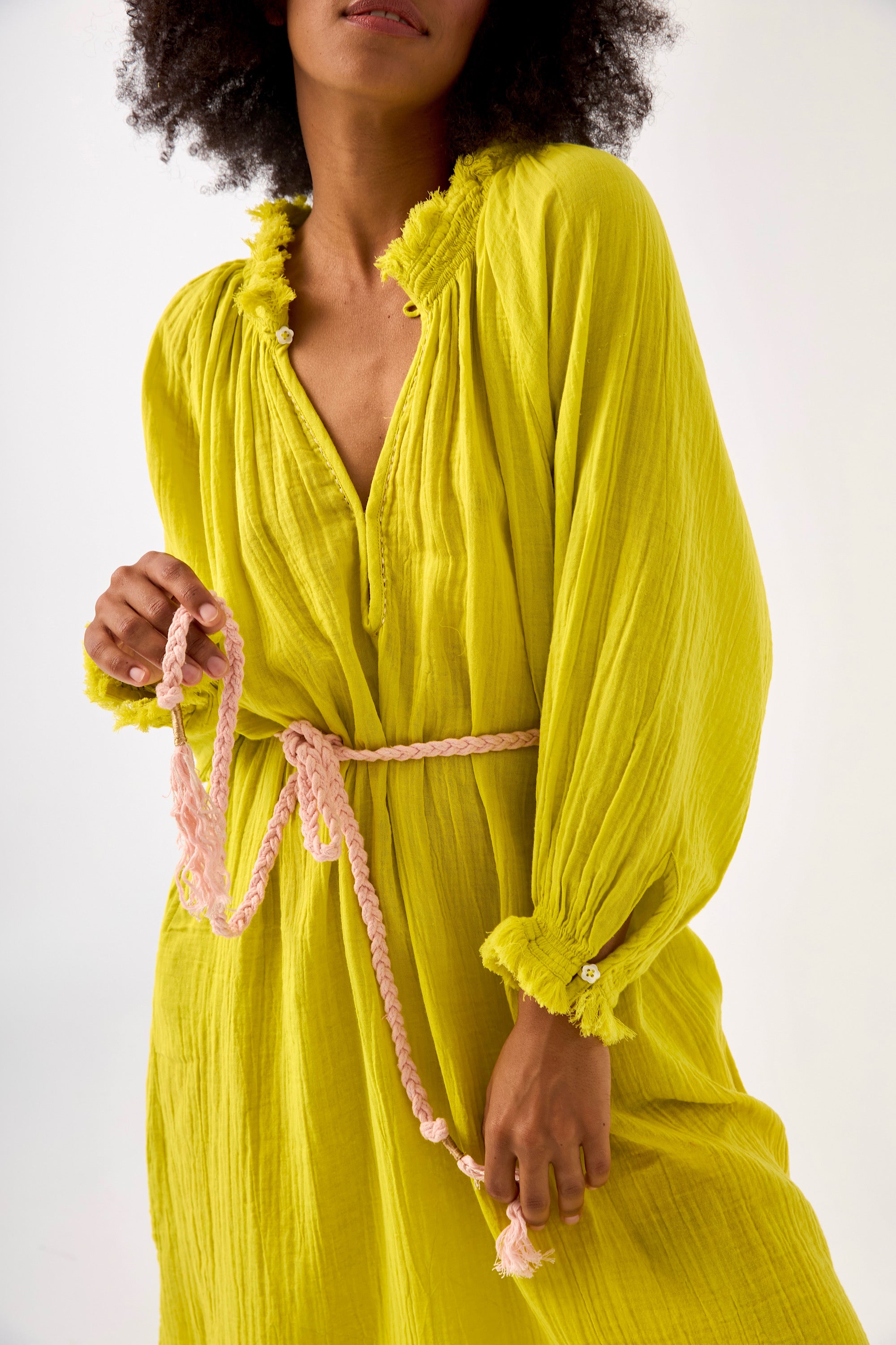 CHICOSOLEIL Marigold robe longue jaune gaze de coton poches