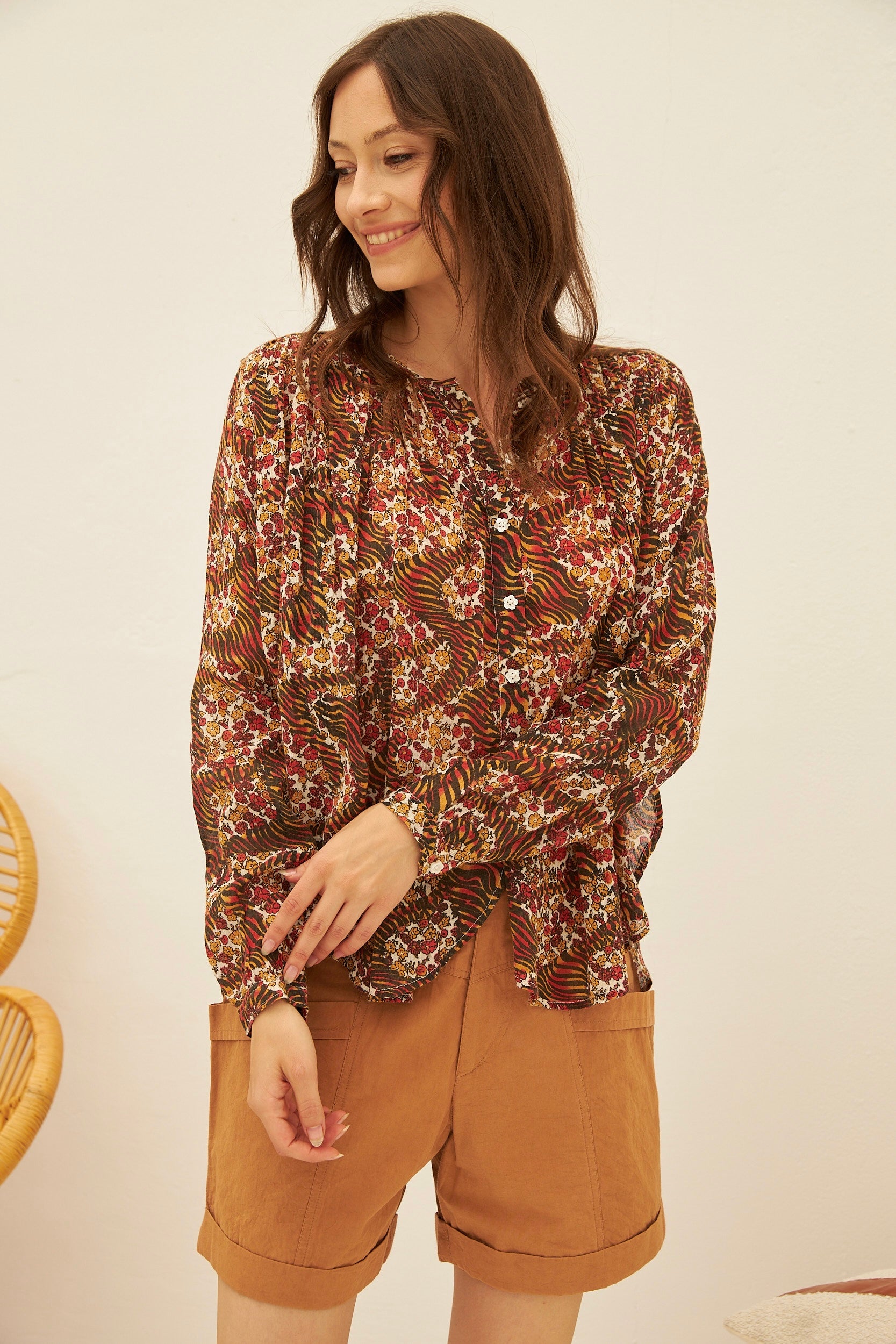 CHICOSOLEIL TOPS Chemise MIRANDA coton tiger and roses