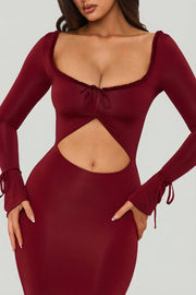 Oh Polly 10935 robe maxi rouge découpe volants