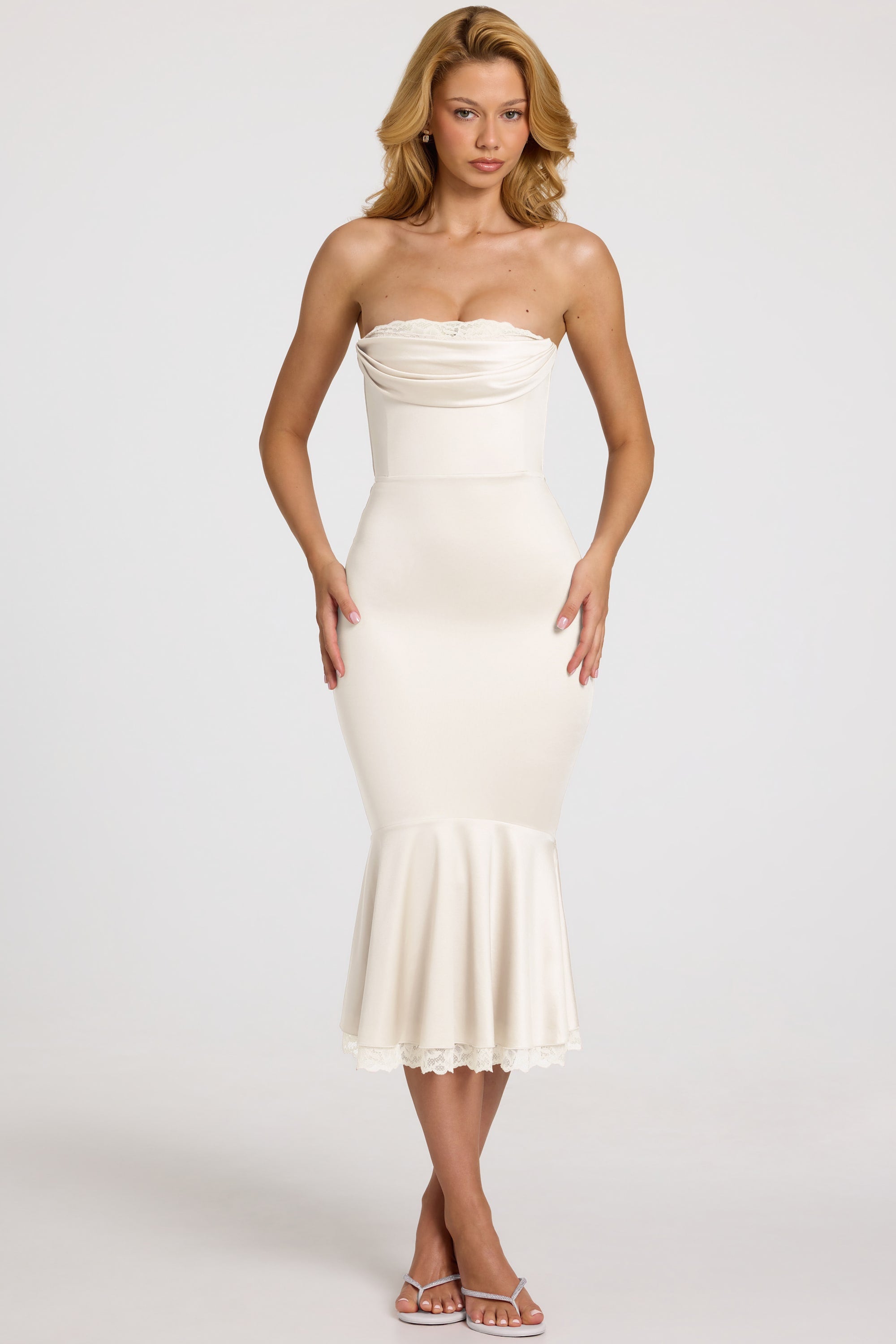 Oh Polly Belsa 15380 robe midi satin blanche bustier dentelle