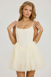 Oh Polly Embellished Eugenie robe mini blanche corset perles