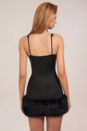 Oh Polly Rixelle Mini Robe noire satin corset col carré