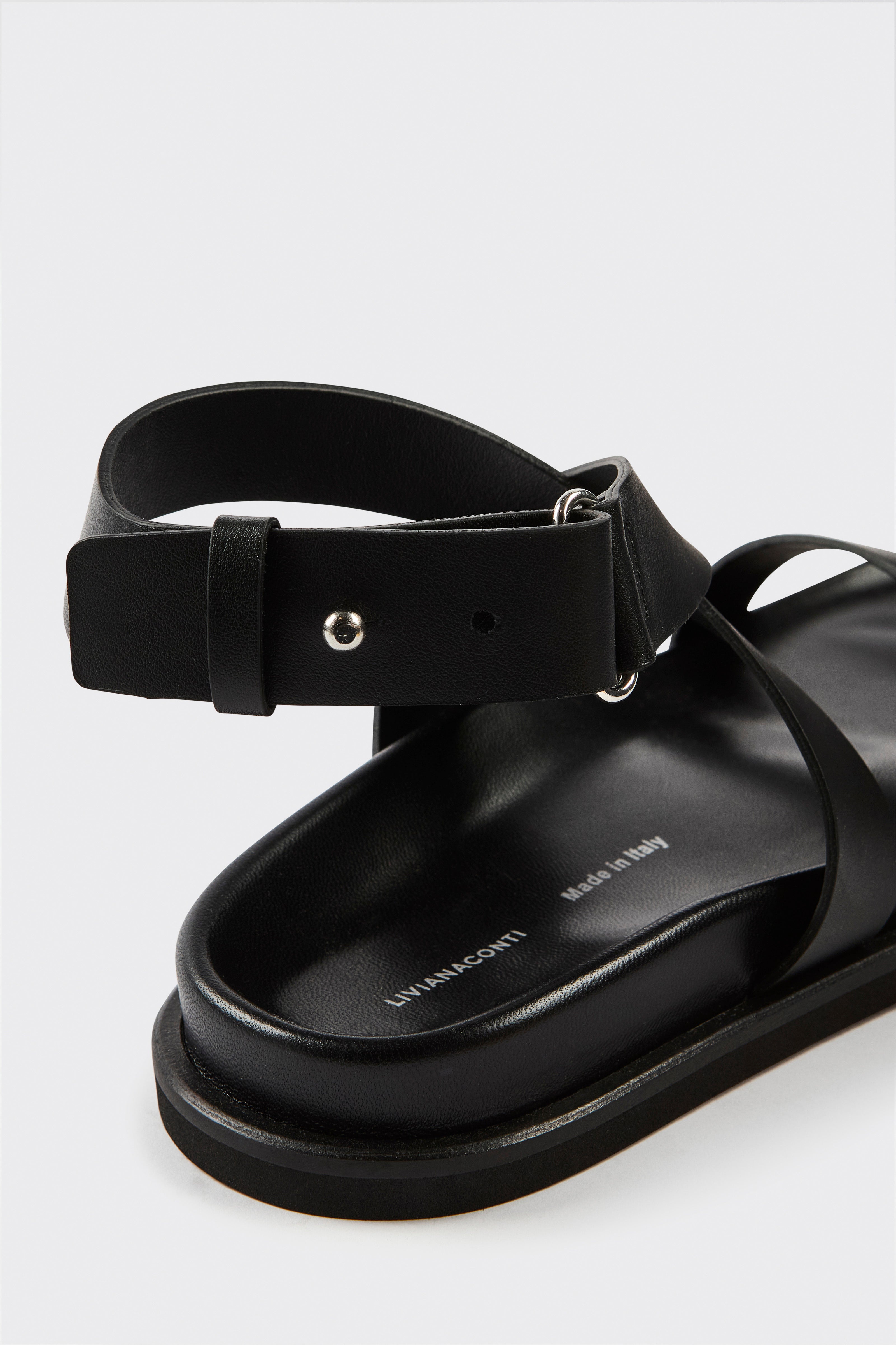 Liviana Conti Malika sandales plates noires cuir