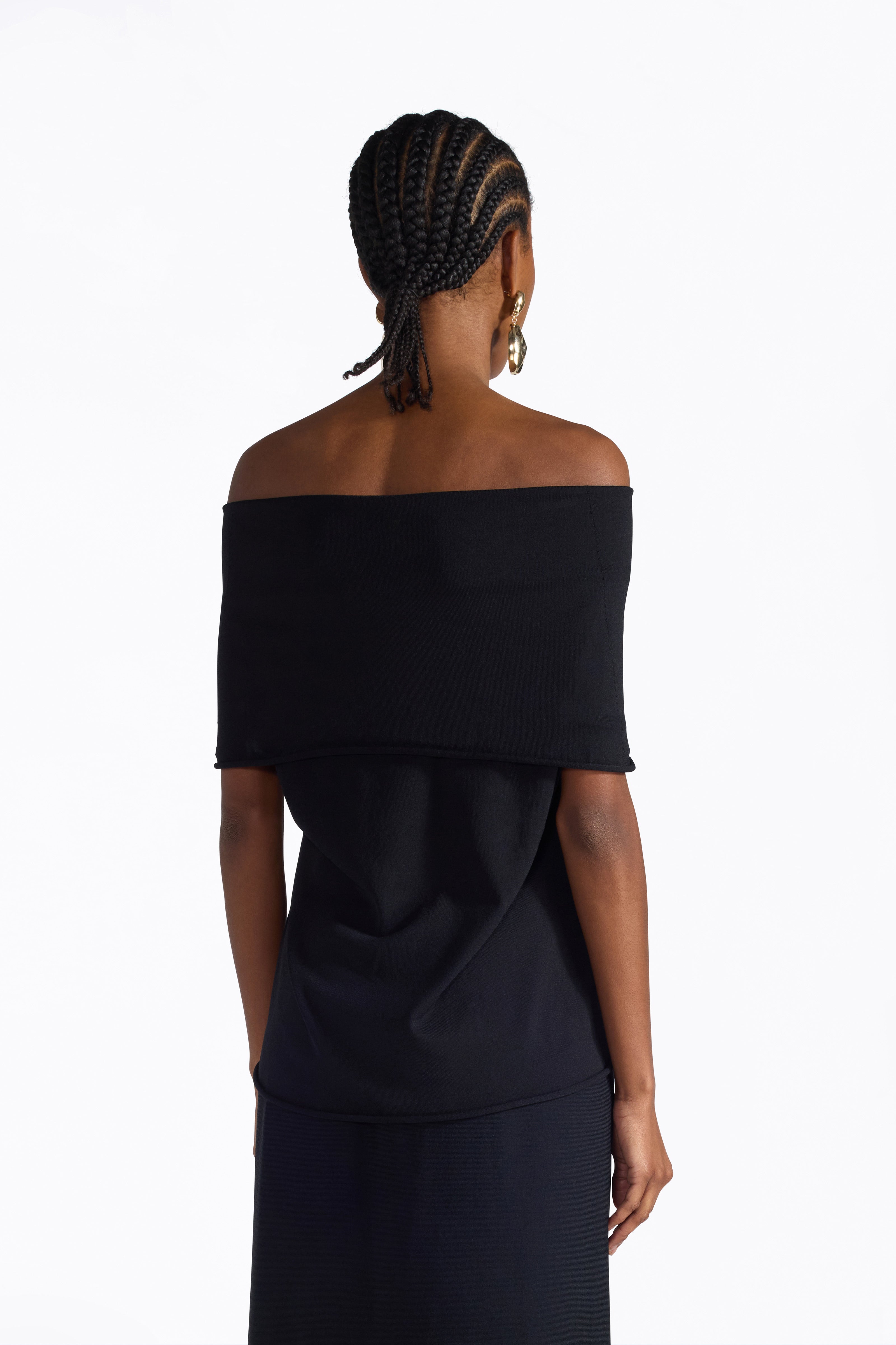 Liviana Conti Carola pull viscose noir épaules nues