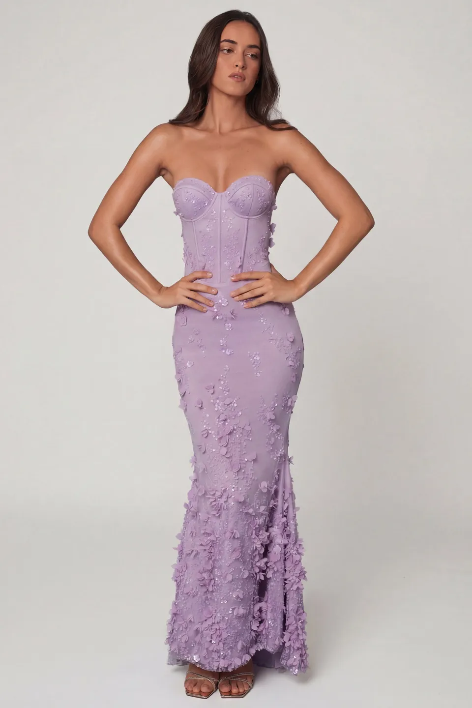 Oh Polly Amal robe maxi lilas corset à sequins