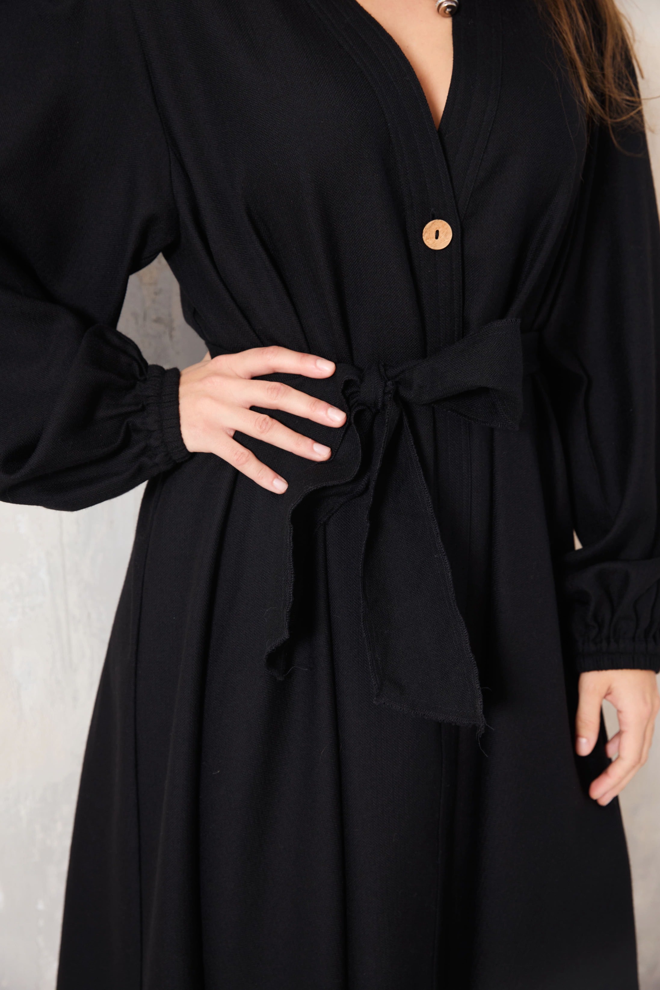 Chicosoleil Diana Robe longue noire croisée S laine vierge