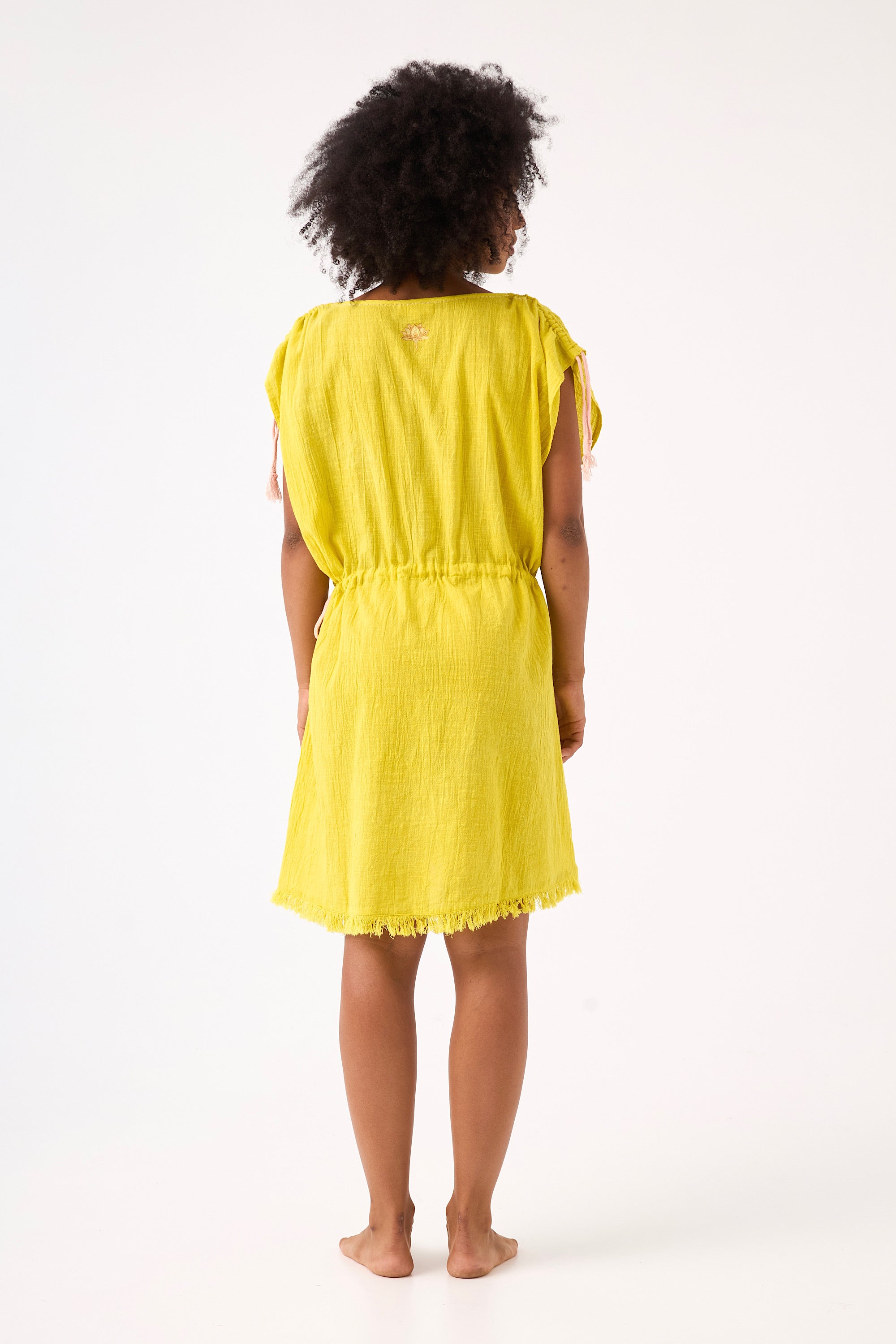 Chicosoleil Callie robe jaune courte coton slub poches