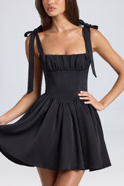 Oh Polly Draped Corset Mini Robe Noire Satin Dos Lacé