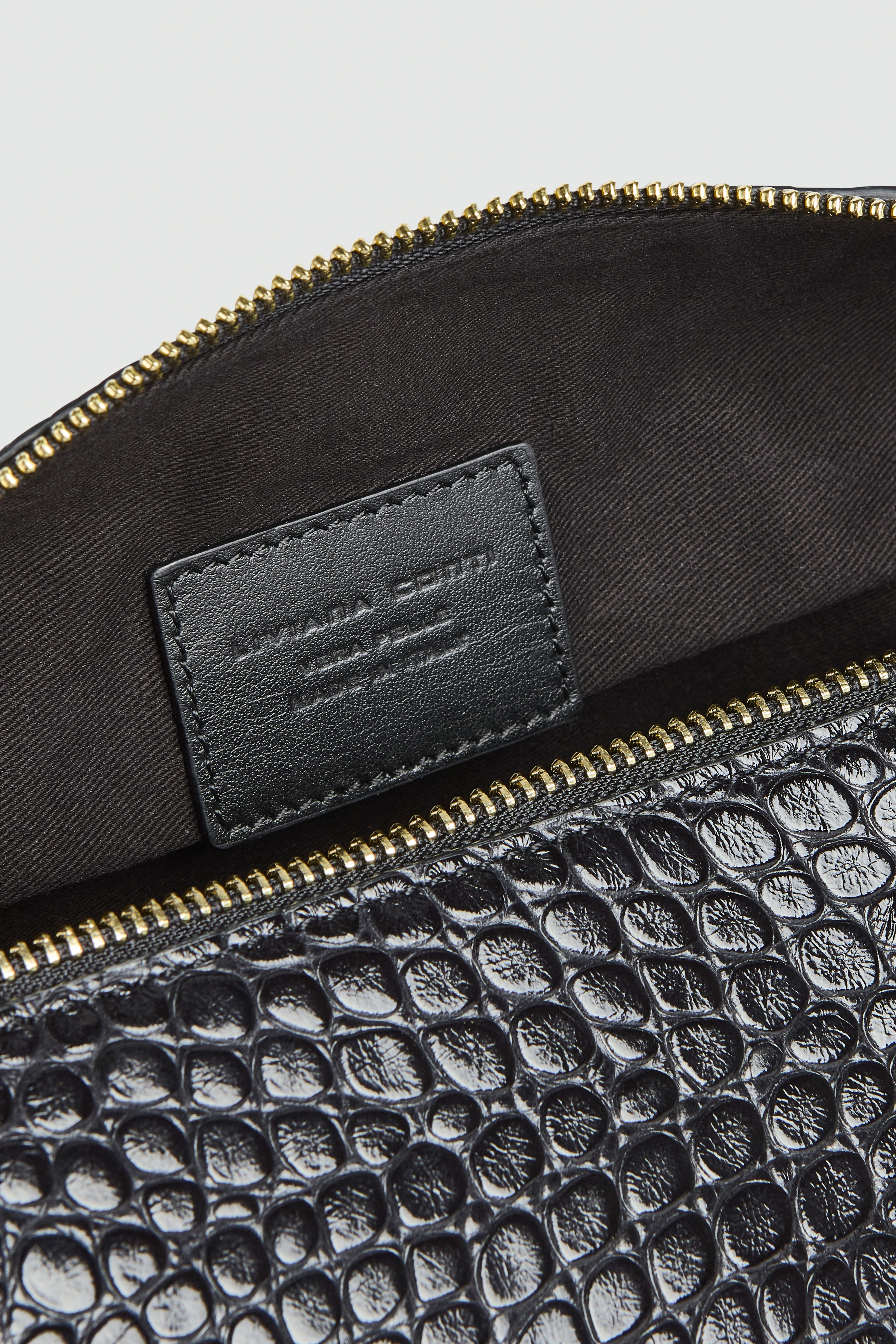 Liviana Conti Elodie pochette cuir noir croco
