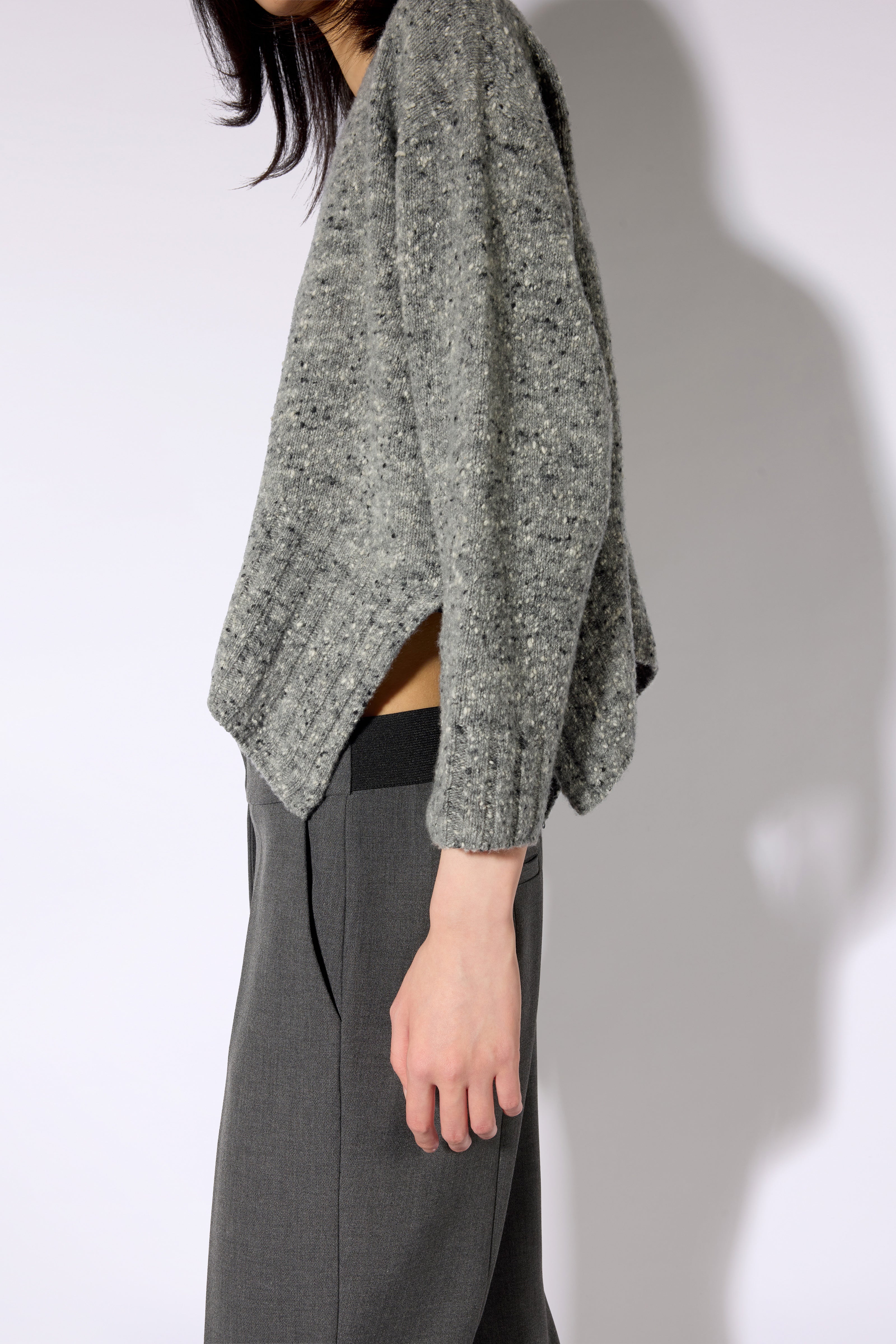 Liviana Conti Gemma pull gris chiné boutonné